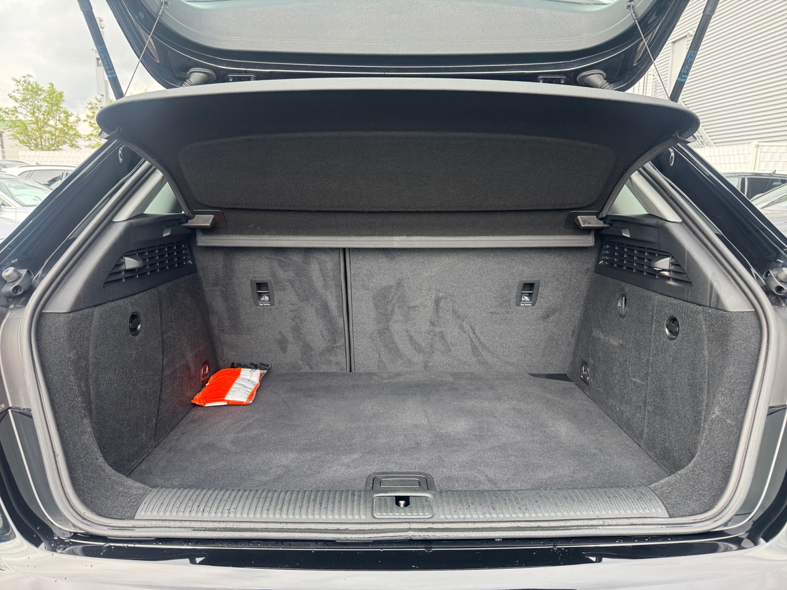 A3 Sportback sport 40 e-tron S tronic PDC,LED,LM
