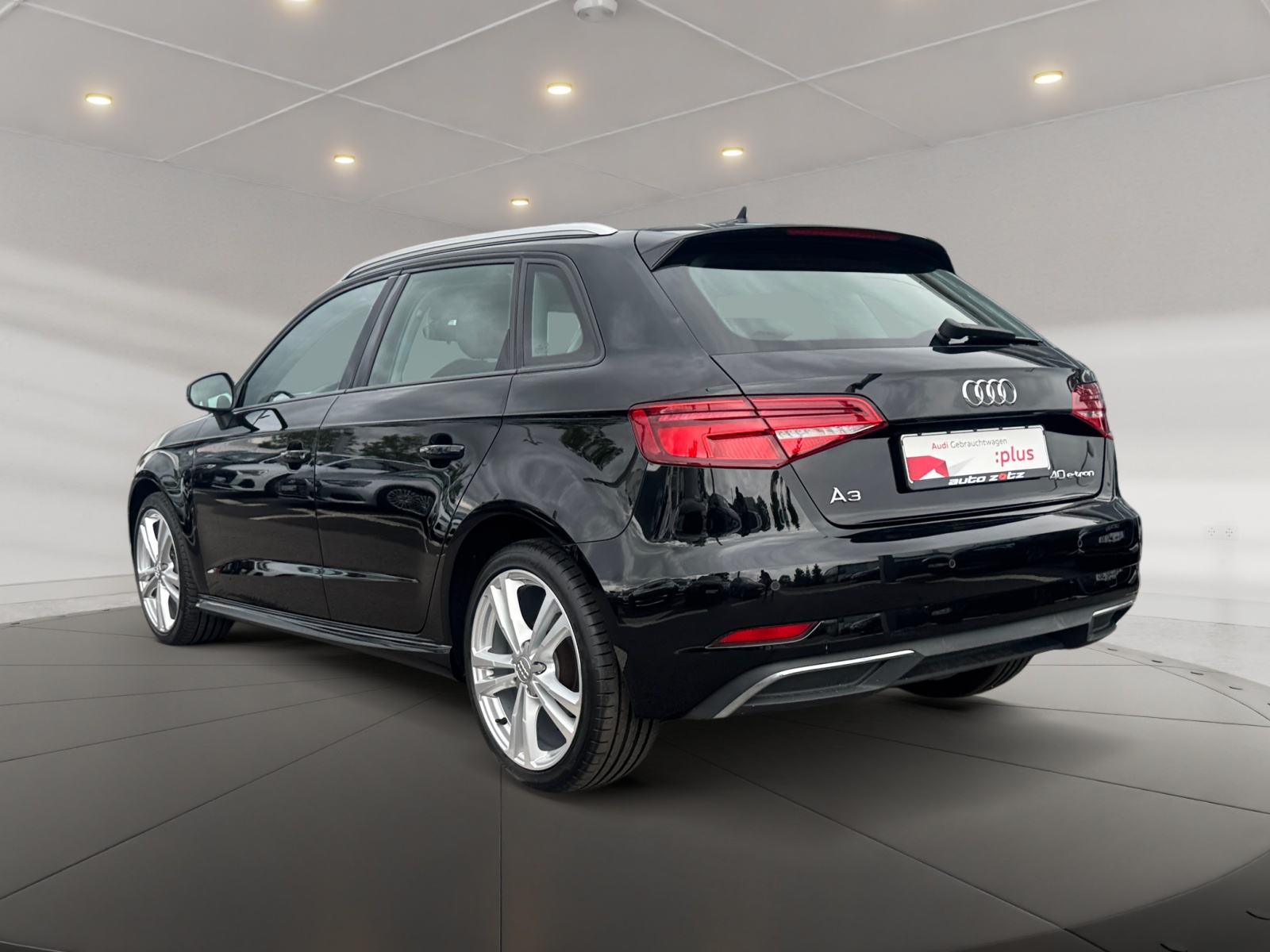 A3 Sportback sport 40 e-tron S tronic PDC,LED,LM