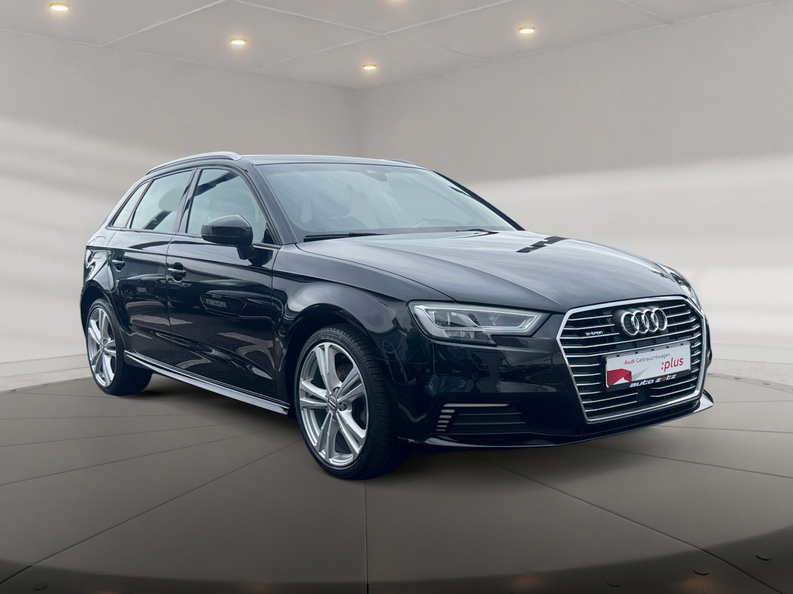 A3 Sportback sport 40 e-tron S tronic PDC,LED,LM