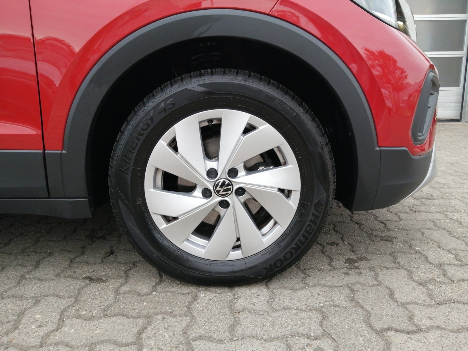 T-Cross Life 1.0 TSI 85kW 7-Gang DSG 4 Türen PDC