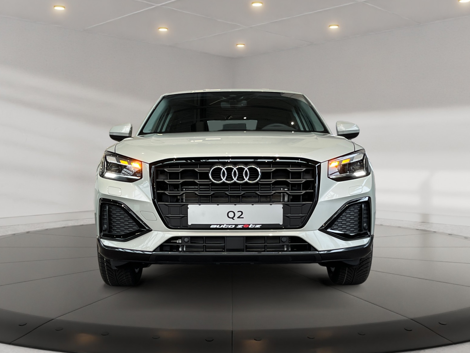 Q2 advanced 35 TFSI 110(150)  S tronic ,PDC,Navi