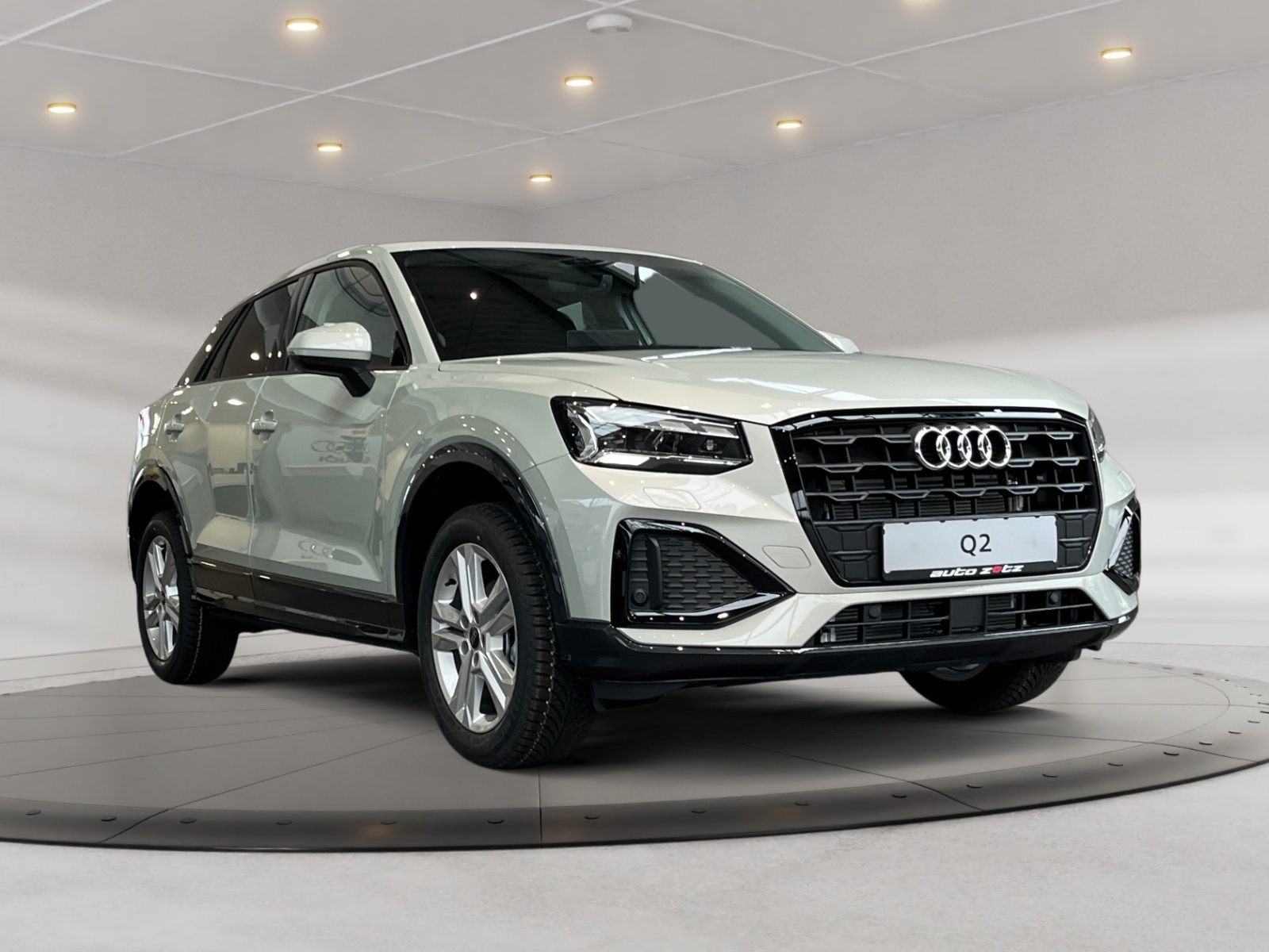 Q2 advanced 35 TFSI 110(150)  S tronic ,PDC,Navi