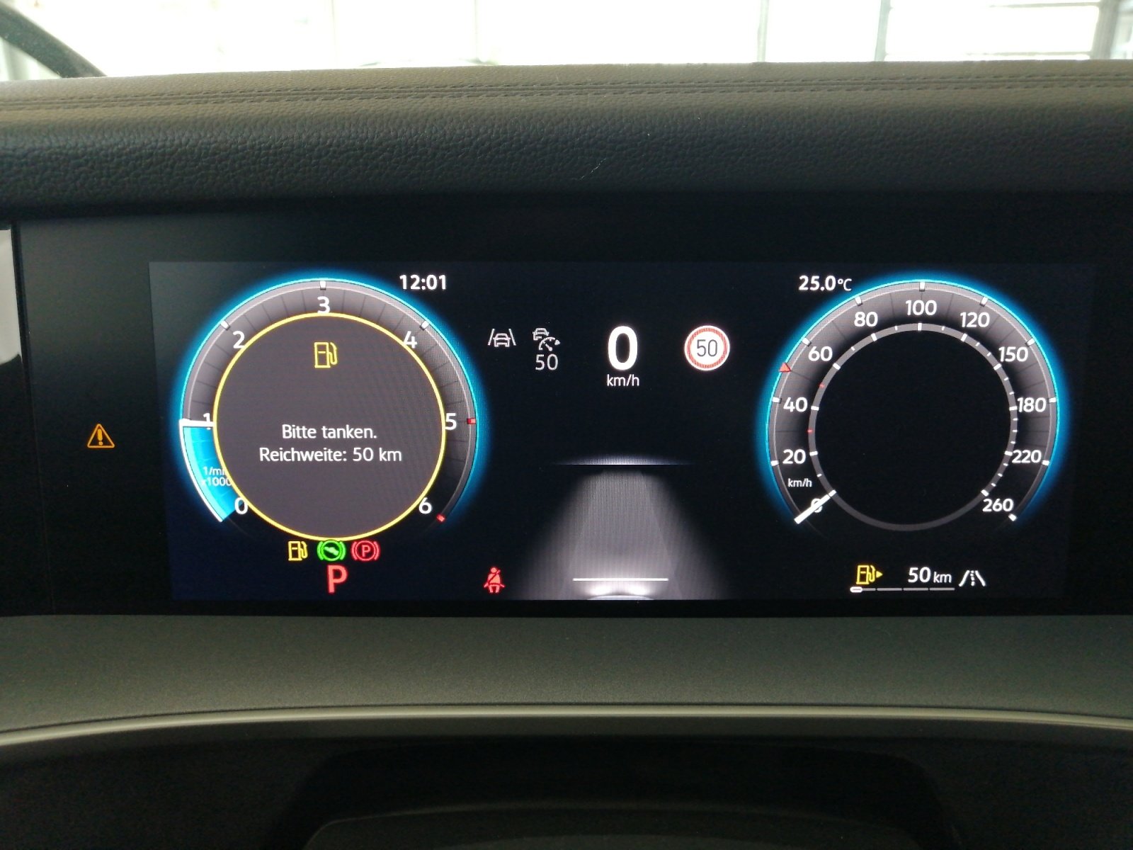 Tayron R-Line 2.0 l TDI 4MOTION DSG ,PANO,R Line