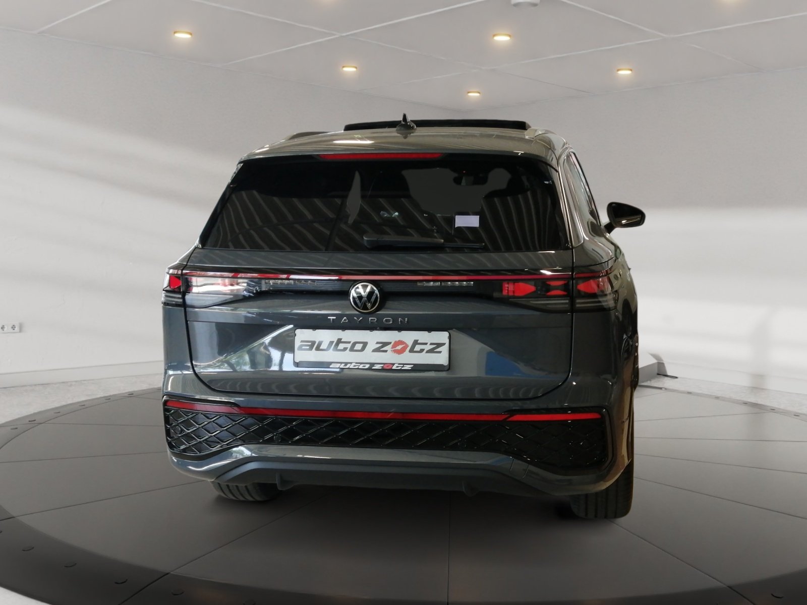 Tayron R-Line 2.0 l TDI 4MOTION DSG ,PANO,R Line