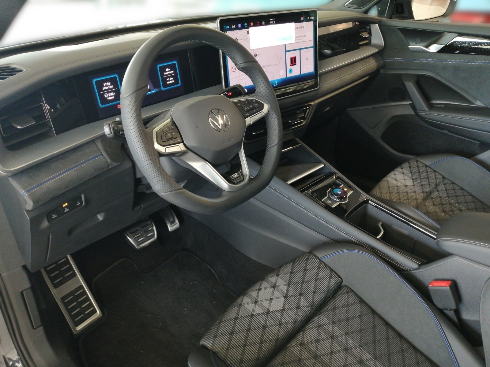 Tayron R-Line 2.0 l TDI 4MOTION DSG ,PANO,R Line