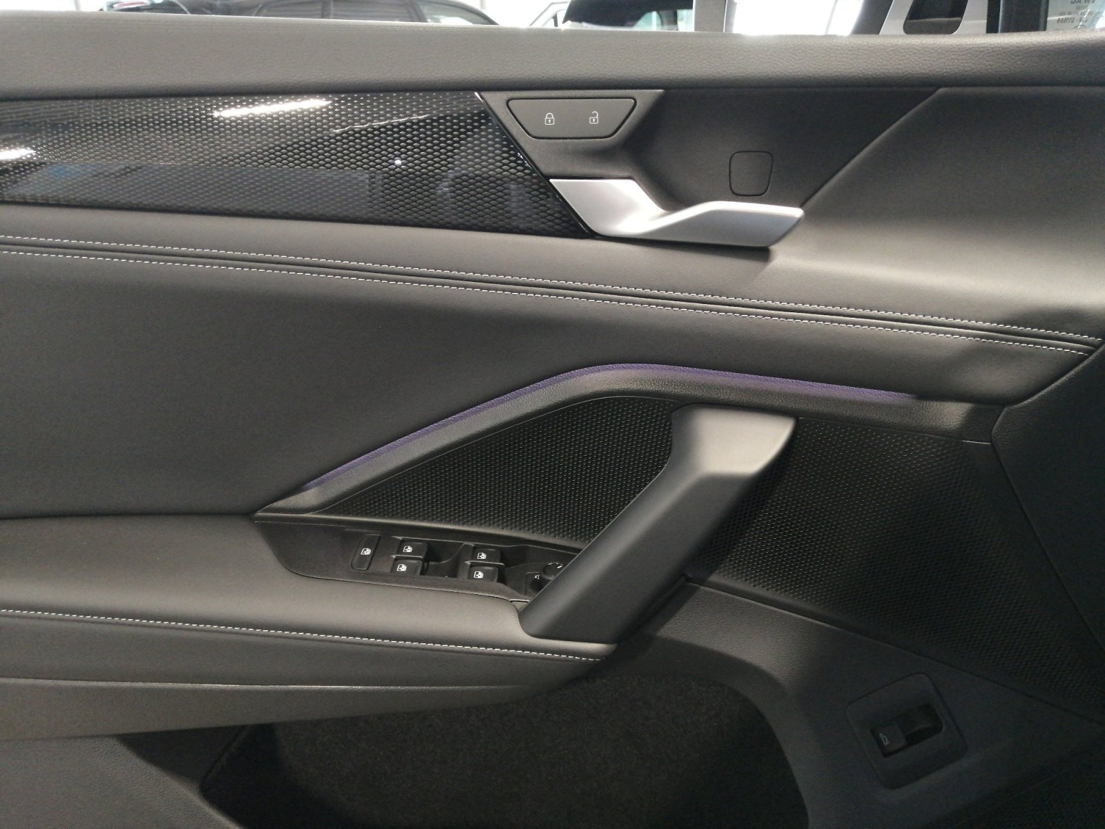 Tayron Life 2.0 l TDI 4MOTION DSG ,7-Sitze,Kam.
