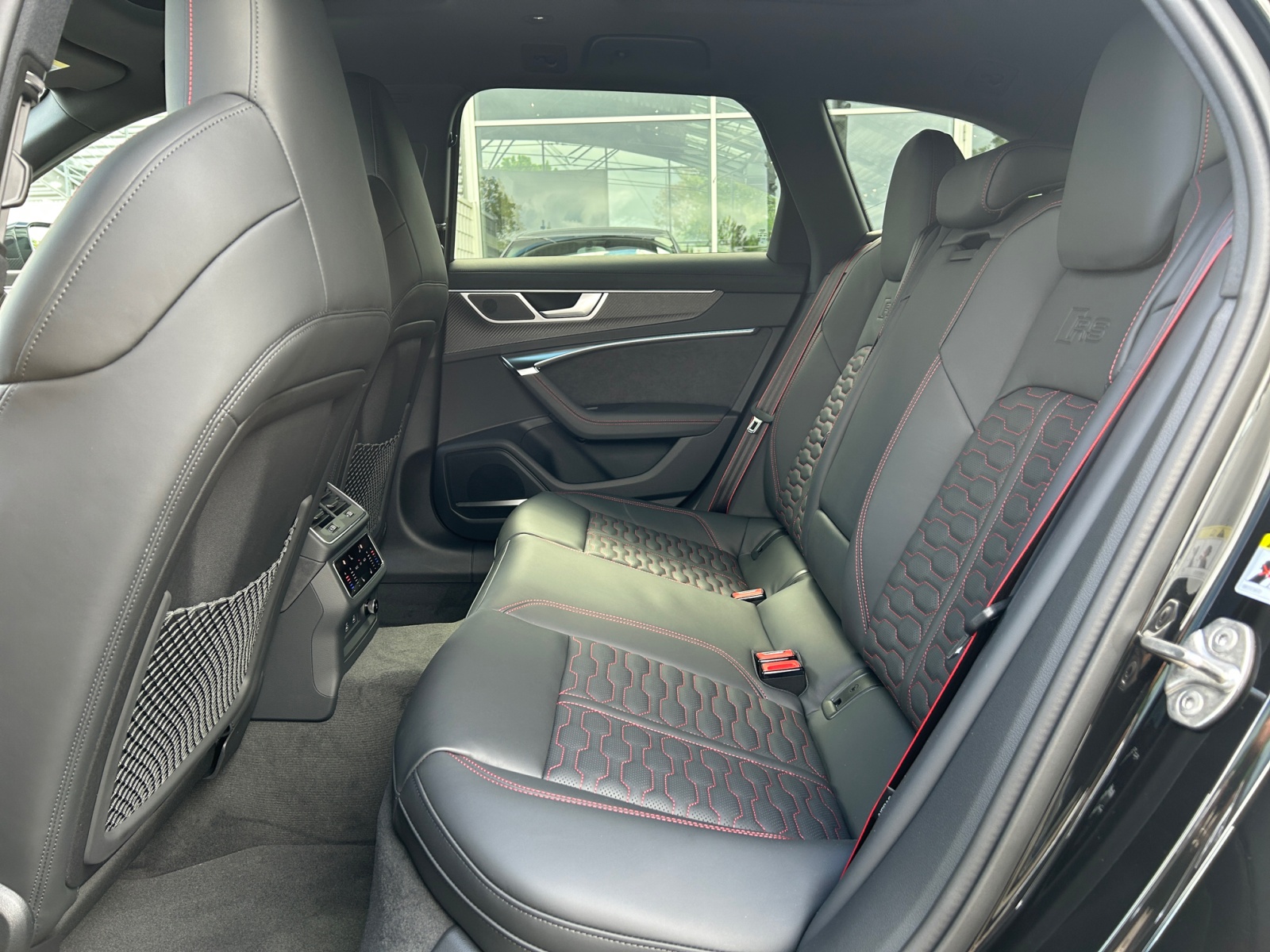 RS 6 Avant performance 463(630)  tiptronic ,Luft