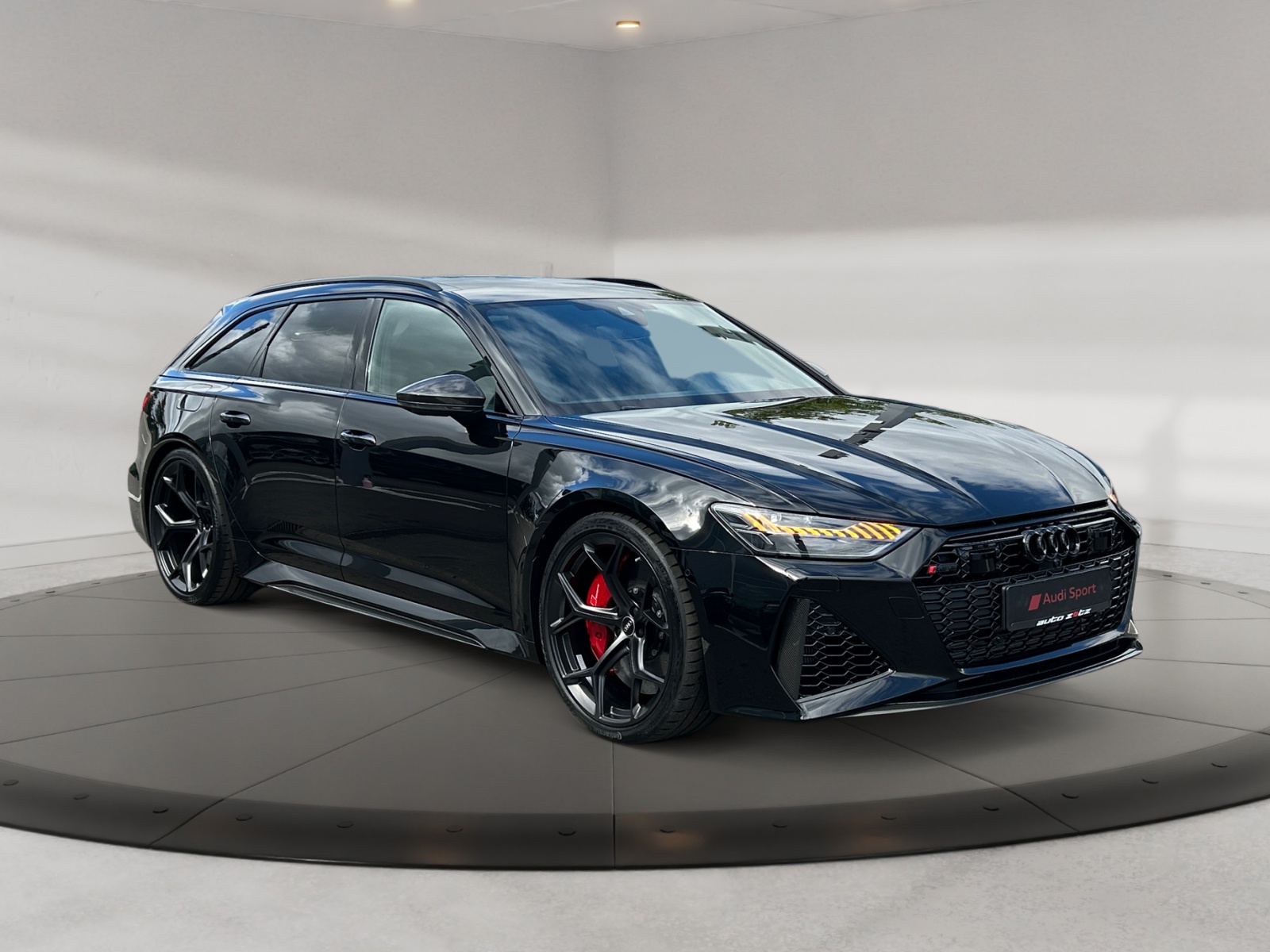 RS 6 Avant performance 463(630)  tiptronic ,Luft