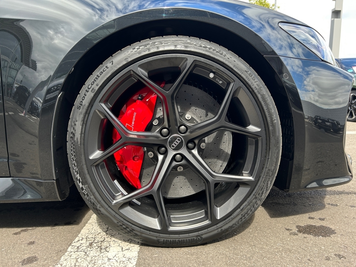RS 6 Avant performance 463(630)  tiptronic ,Luft