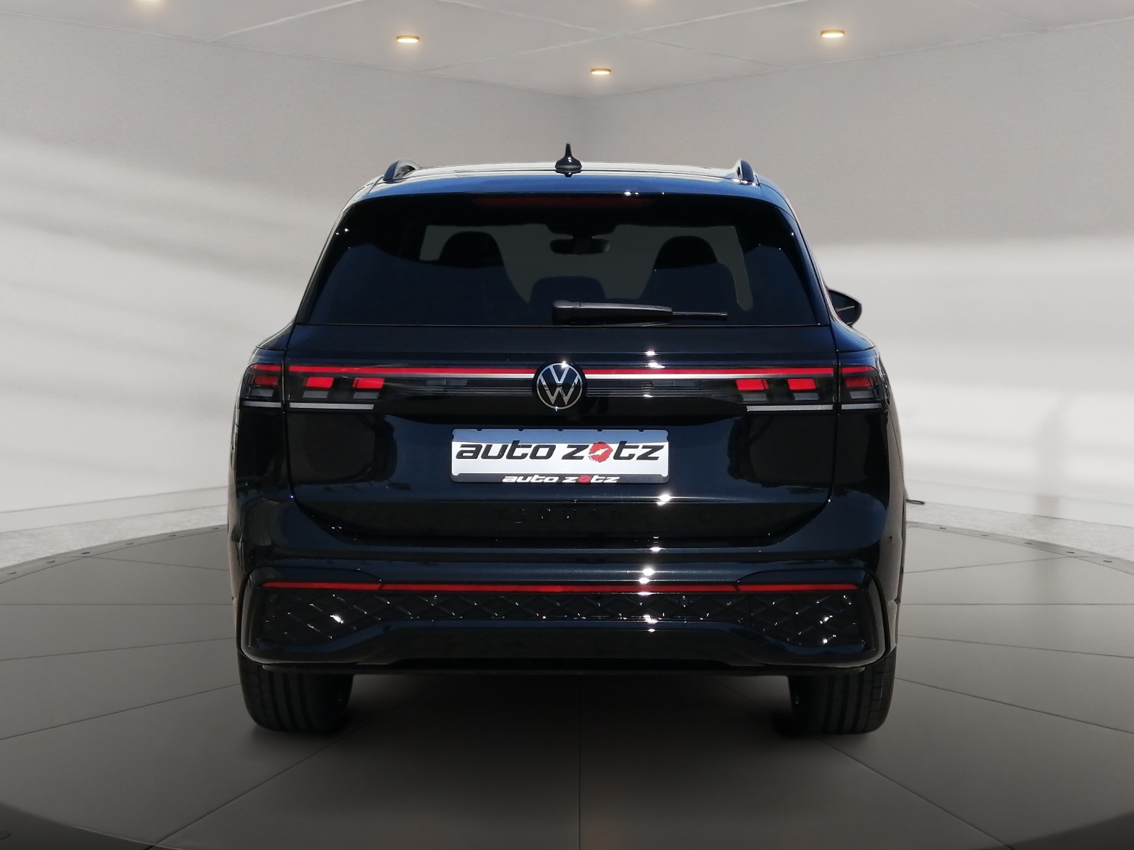 Tiguan R-Line 1.5 l eTSI OPF DSG ,Massage,R Line