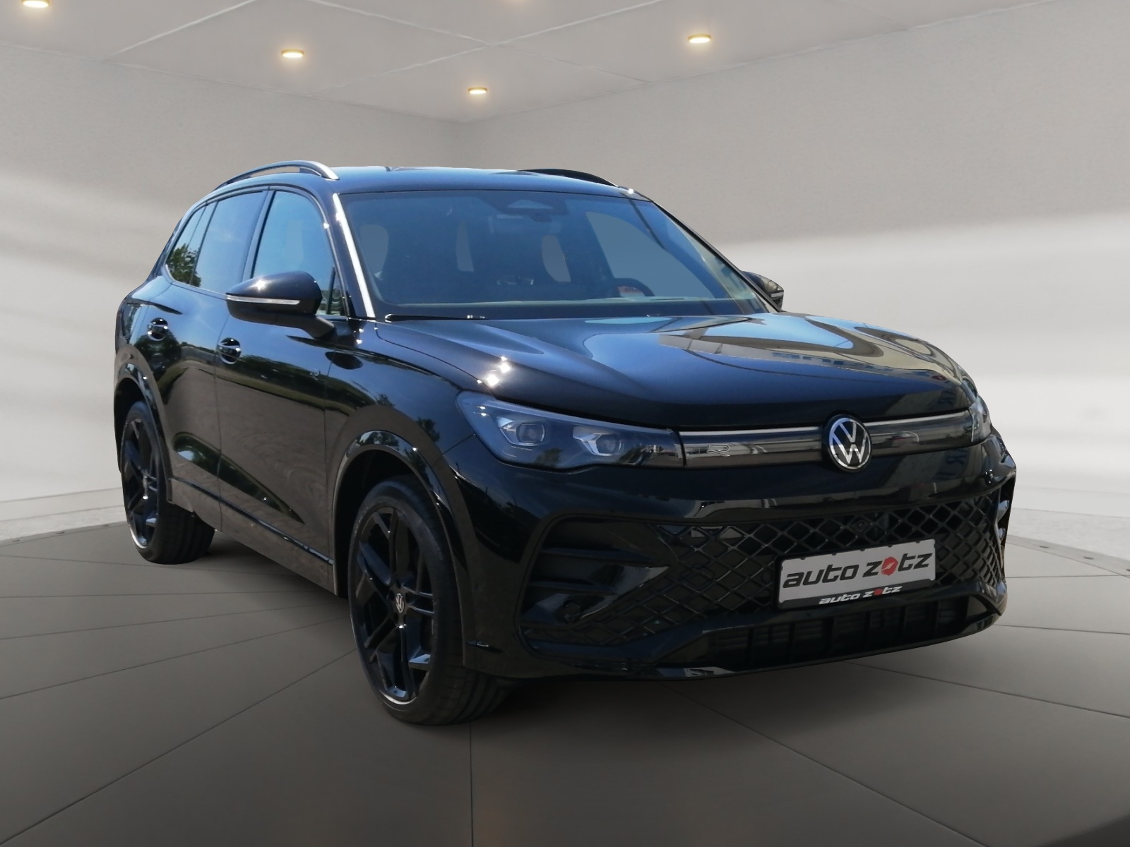 Tiguan R-Line 1.5 l eTSI OPF DSG ,Massage,R Line