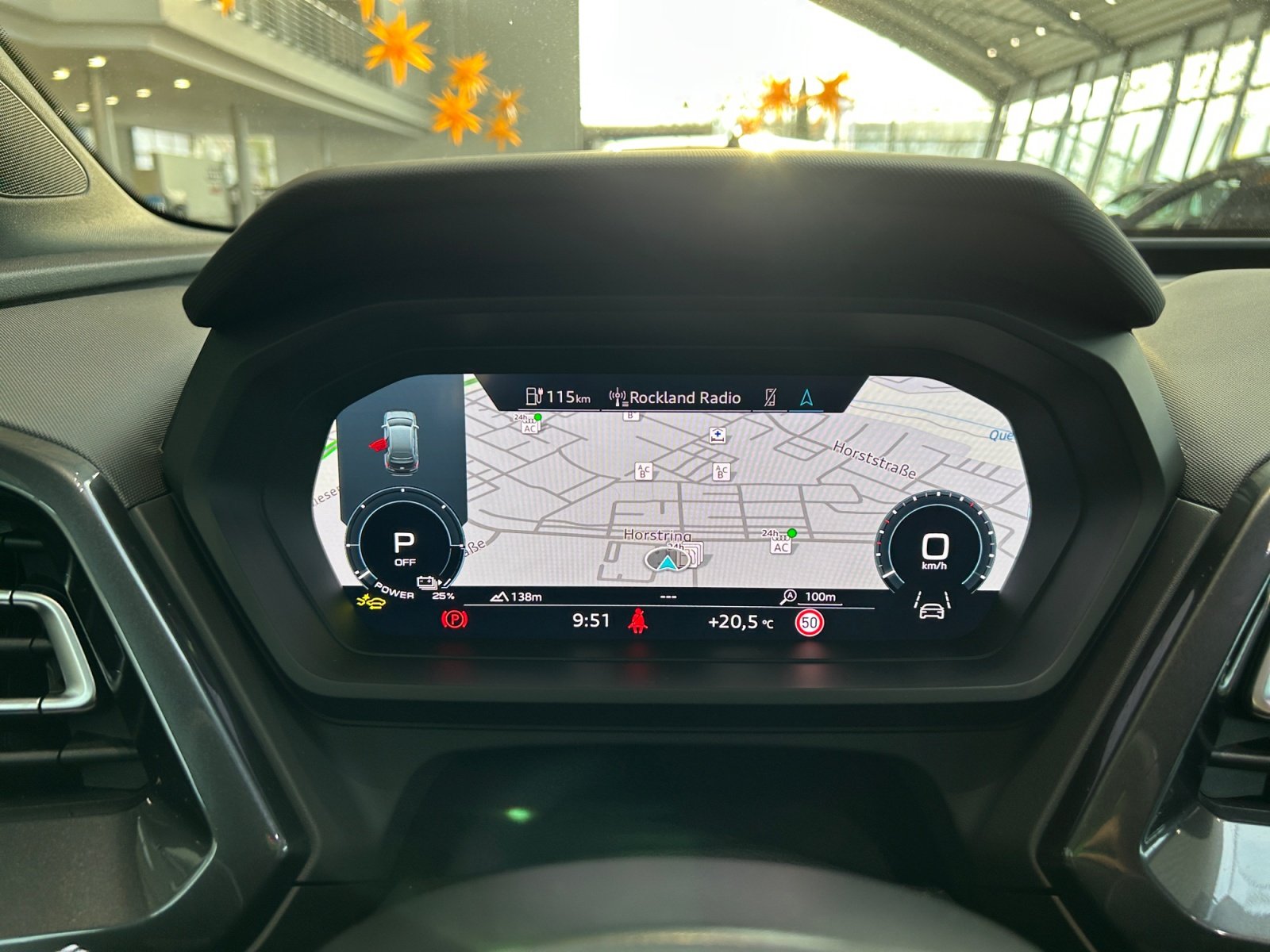 Q4 45 e-tron quattro 210 kW S Line,matrix,360,LM