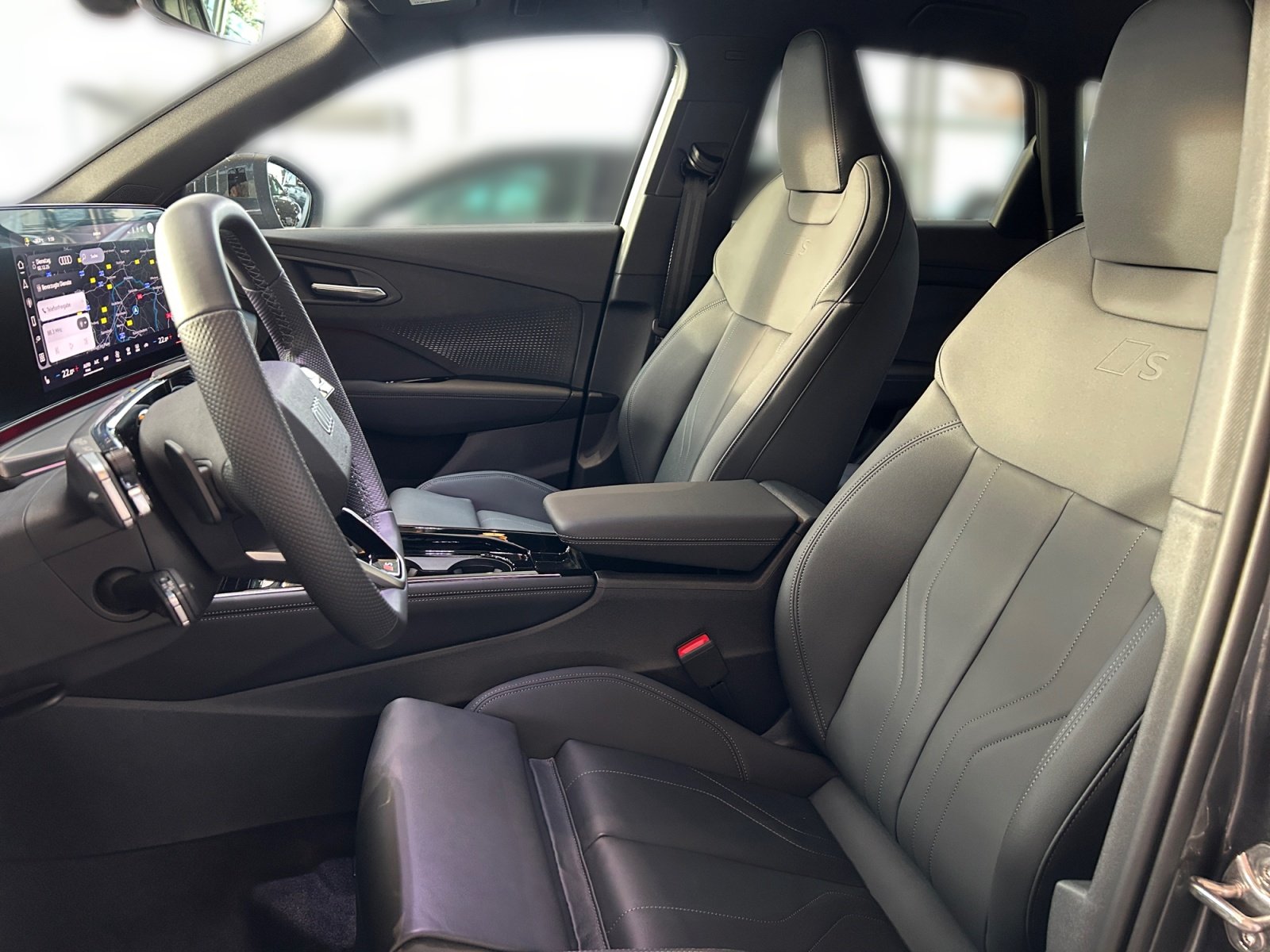 Q3 SUV e-hybrid 200 kW S tronic S Line,Kam.,ACC