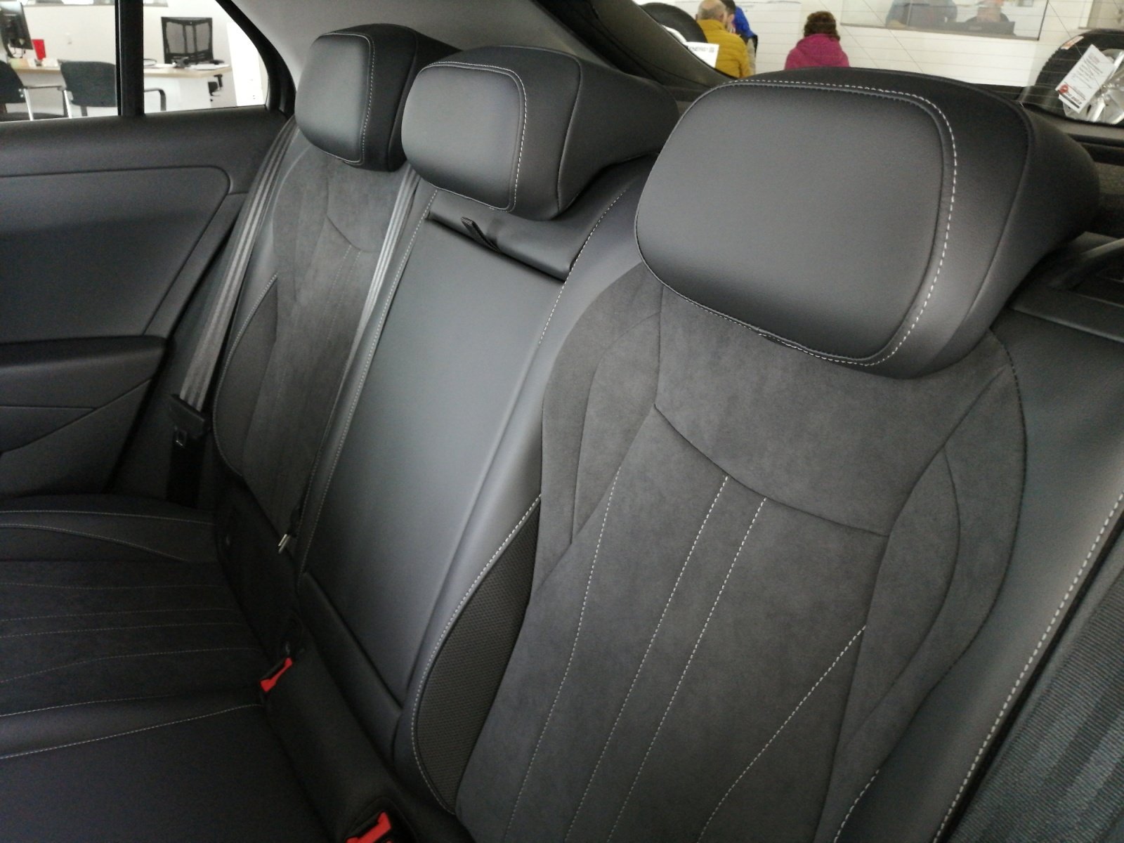 T-Roc  1.5 l eTSI OPF DSG 360,HUD,Kam.,PDC