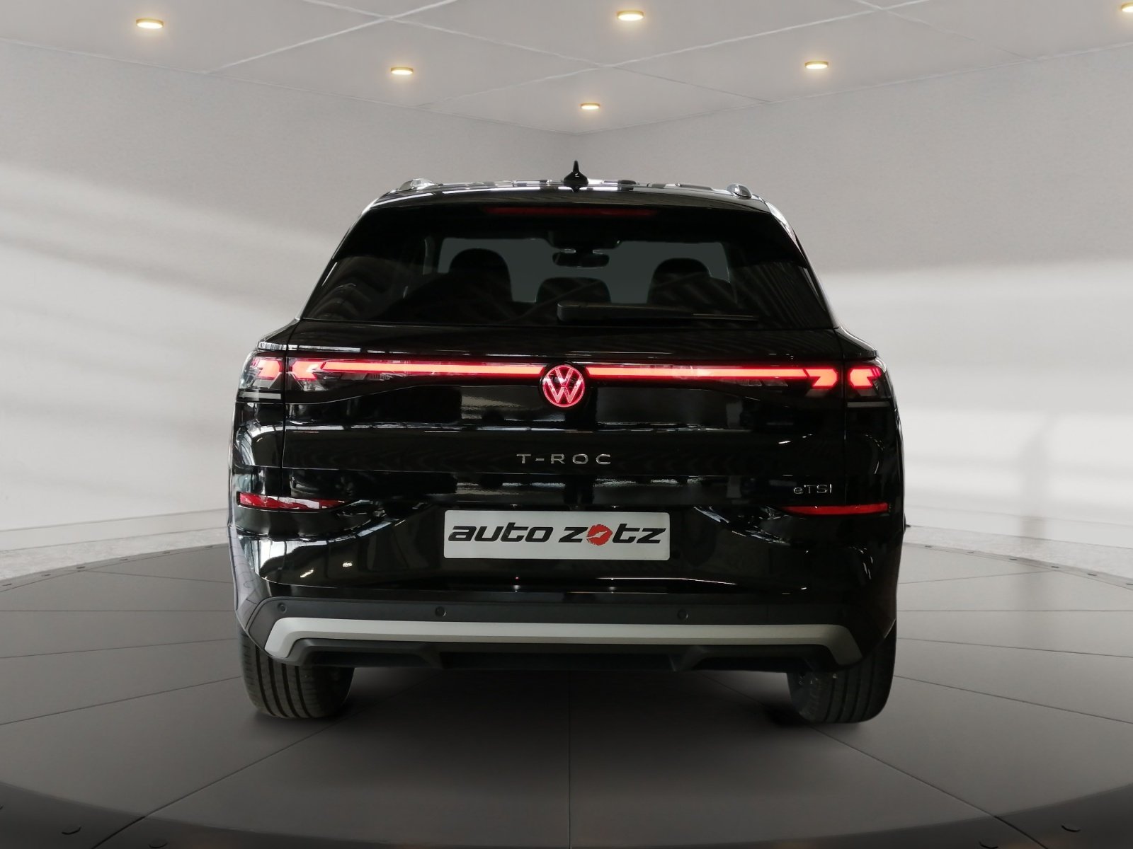 T-Roc  1.5 l eTSI OPF DSG 360,HUD,Kam.,PDC