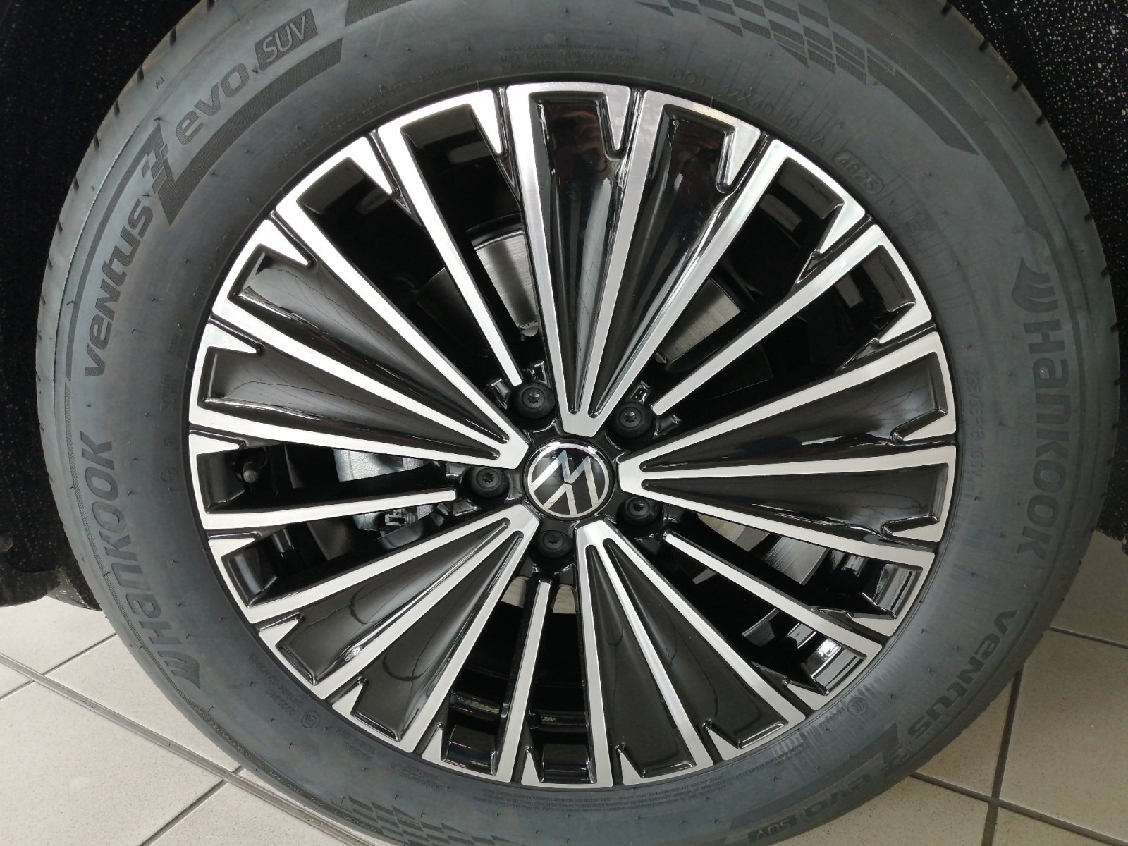 Tiguan ENERGY 1.5 l eTSI OPF DSG 360,Kam.,PDC