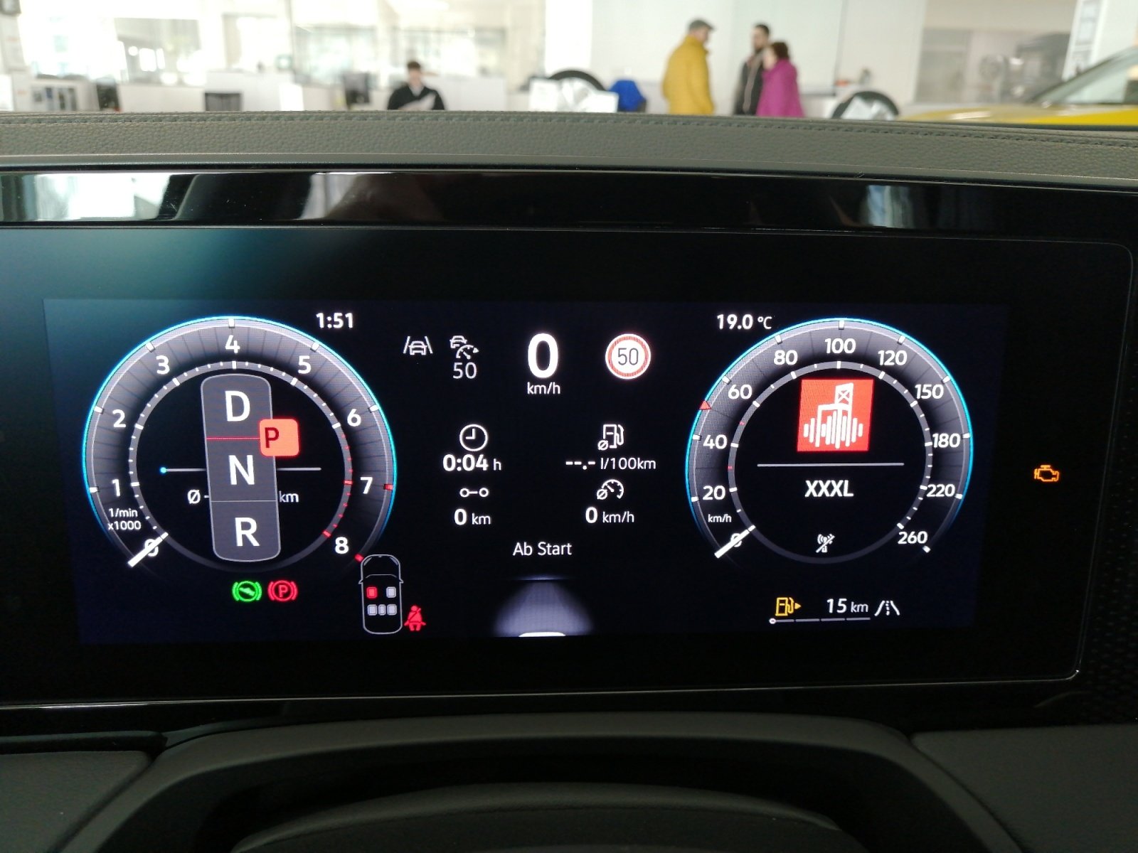 Passat Business 1.5 l eTSI OPF DSG 360,HUD,Kam.