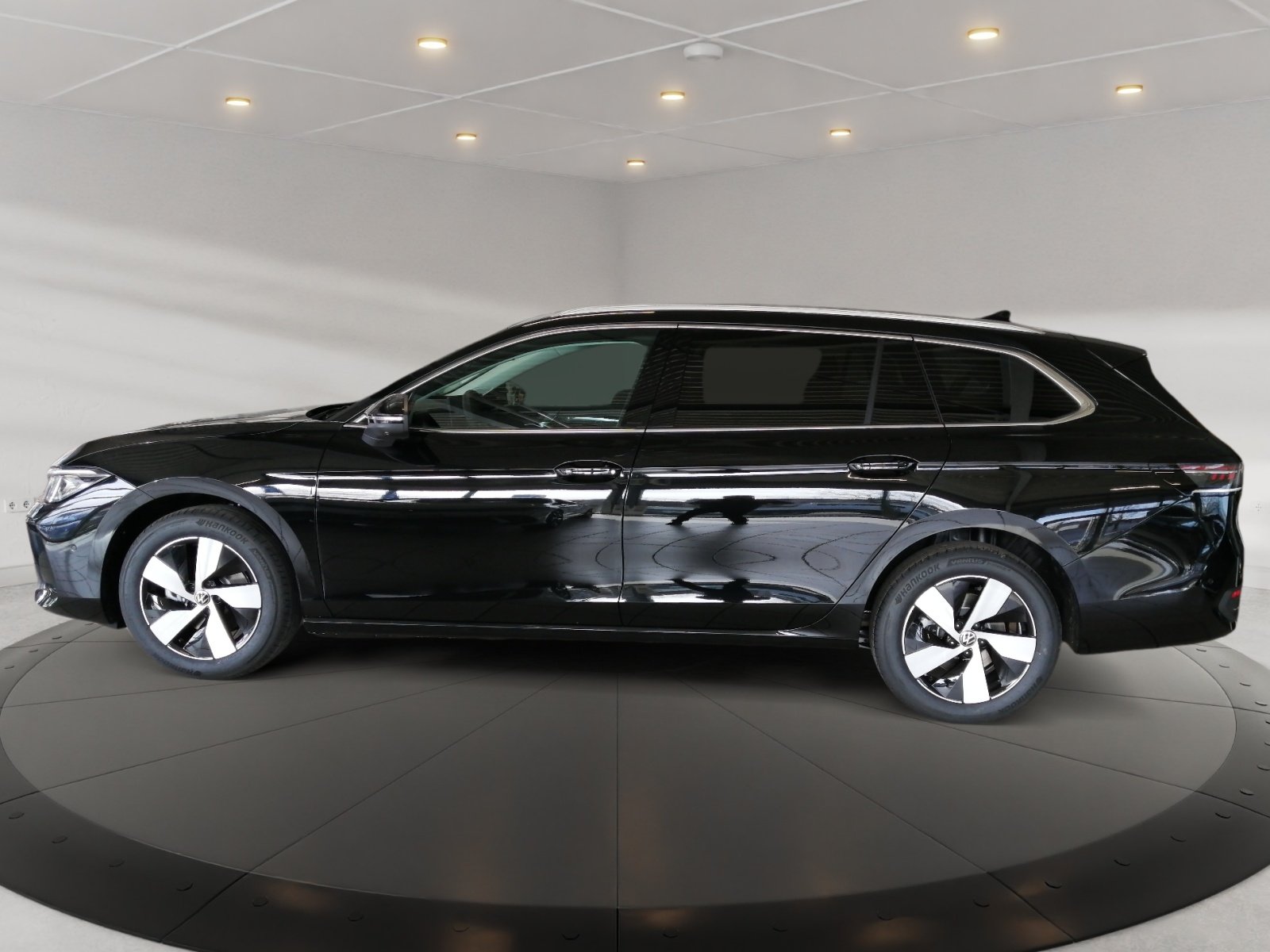 Passat Business 1.5 l eTSI OPF DSG 360,HUD,Kam.