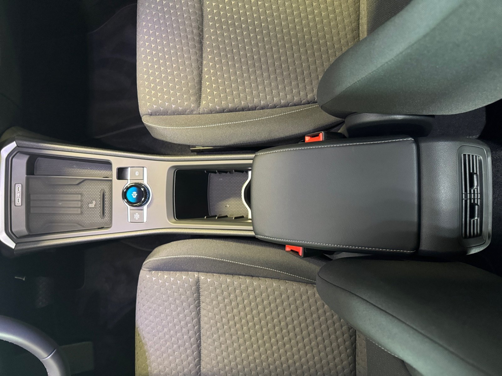 T-Roc Life 1.5 l eTSI OPF DSG Kam.,PDC,Virtual
