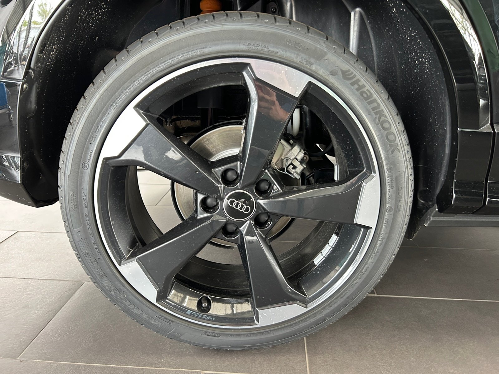 Q2 S line 35TFSI S tronic S Line,matrix,Kam.,PDC