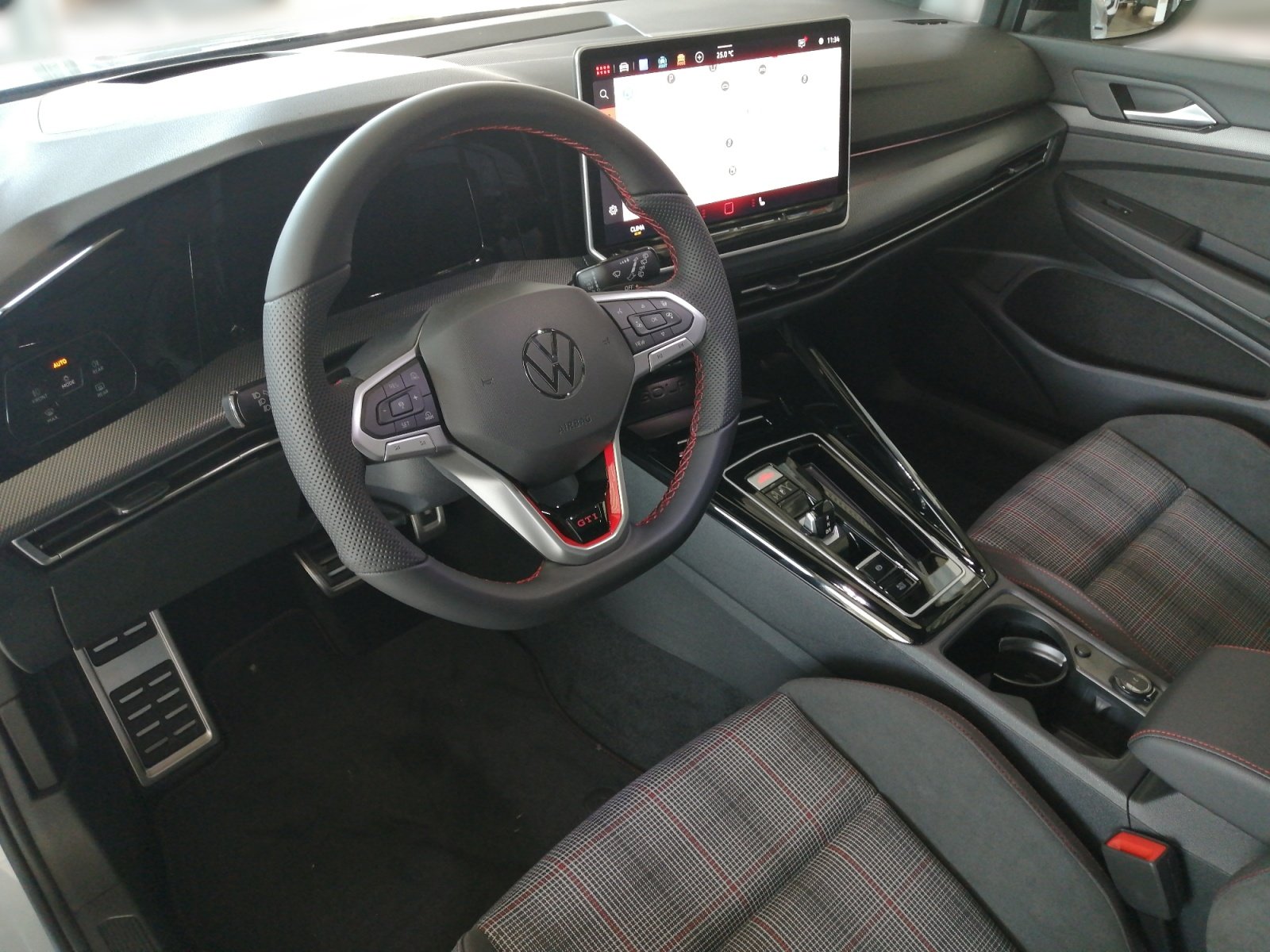 Golf GTI 2.0 l TSI OPF DSG 360,HUD,Kam.,PDC,ACC