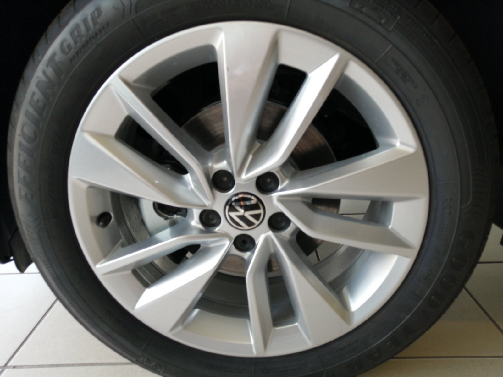 Taigo Life 1.0 l TSI  5-Gang Kam.,PDC,Virtual,LM