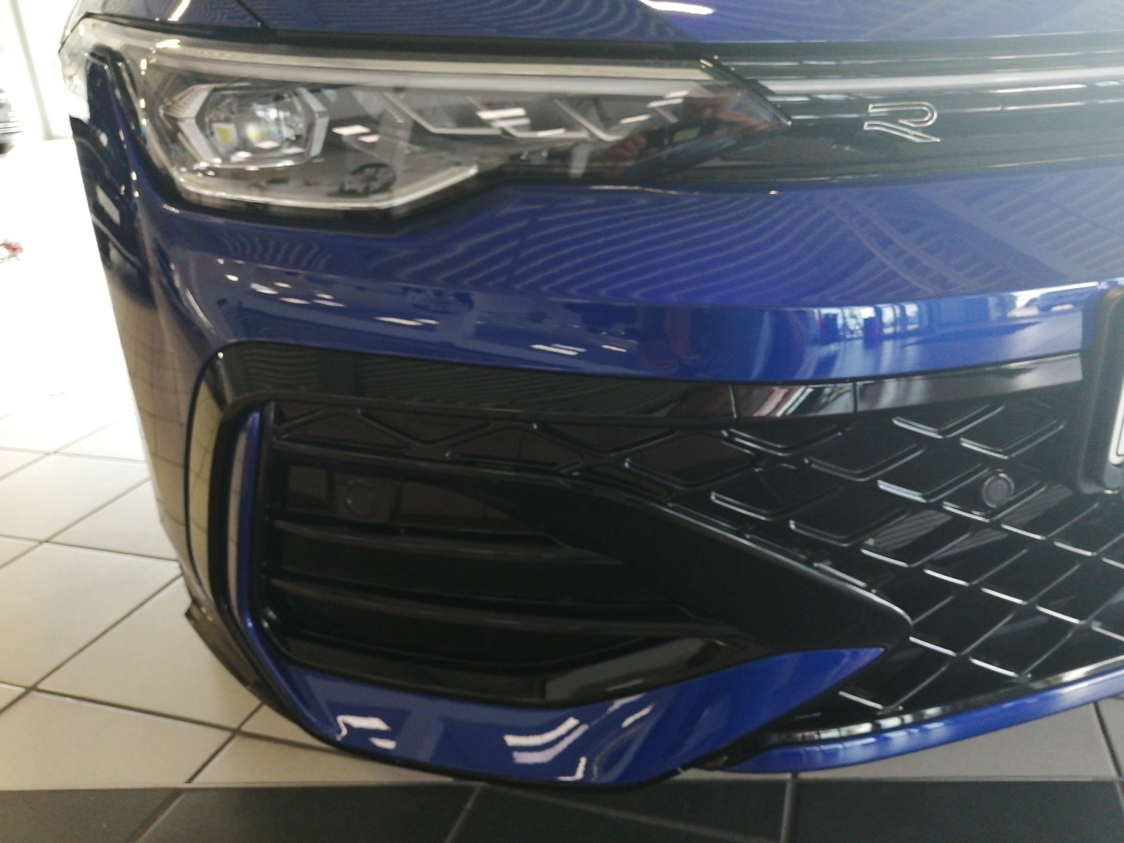 Golf R-Line 1.5 l eTSI OPF DSG Kam.,PDC,Virtual