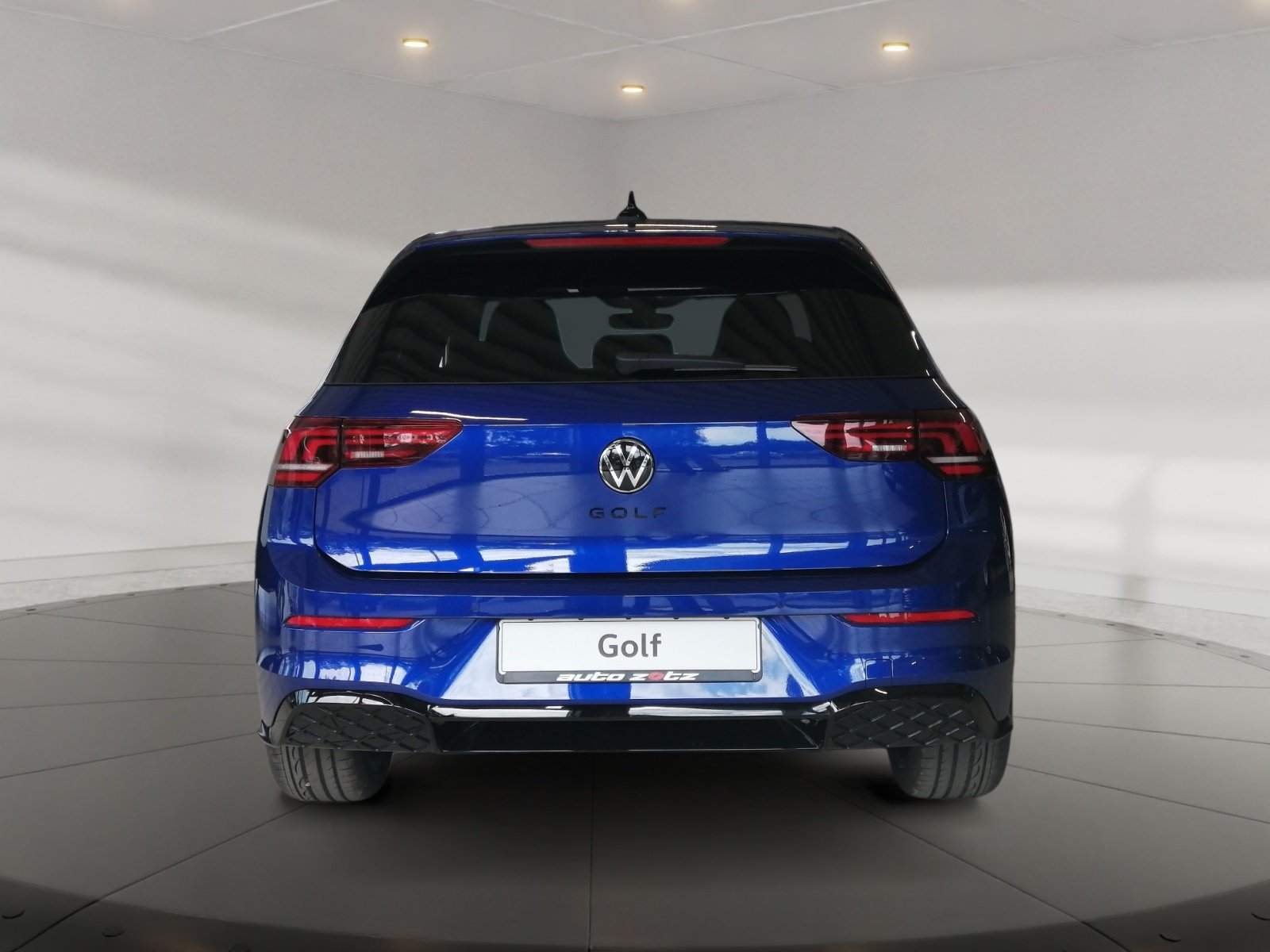 Golf R-Line 1.5 l eTSI OPF DSG Kam.,PDC,Virtual