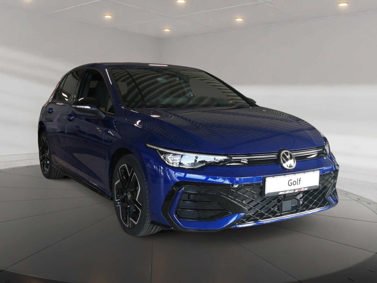 Golf R-Line 1.5 l eTSI OPF DSG Kam.,PDC,Virtual