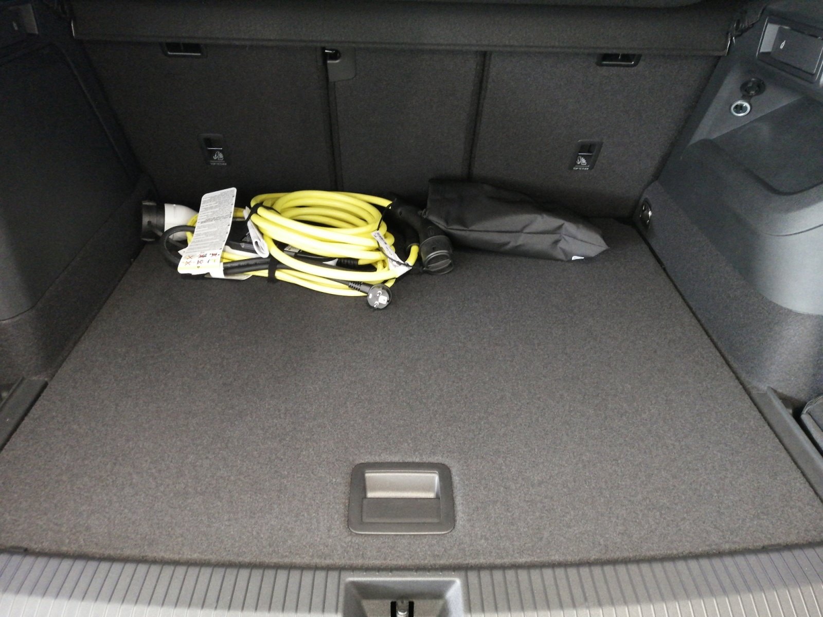 Tiguan ENERGY 1.5 l eHybrid OPF DSG 360,Kam.,PDC