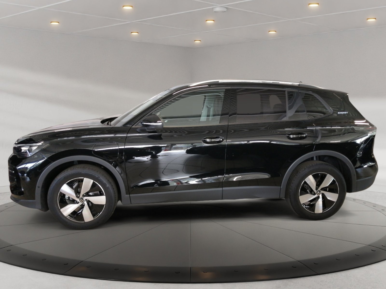 Tiguan ENERGY 1.5 l eHybrid OPF DSG 360,Kam.,PDC