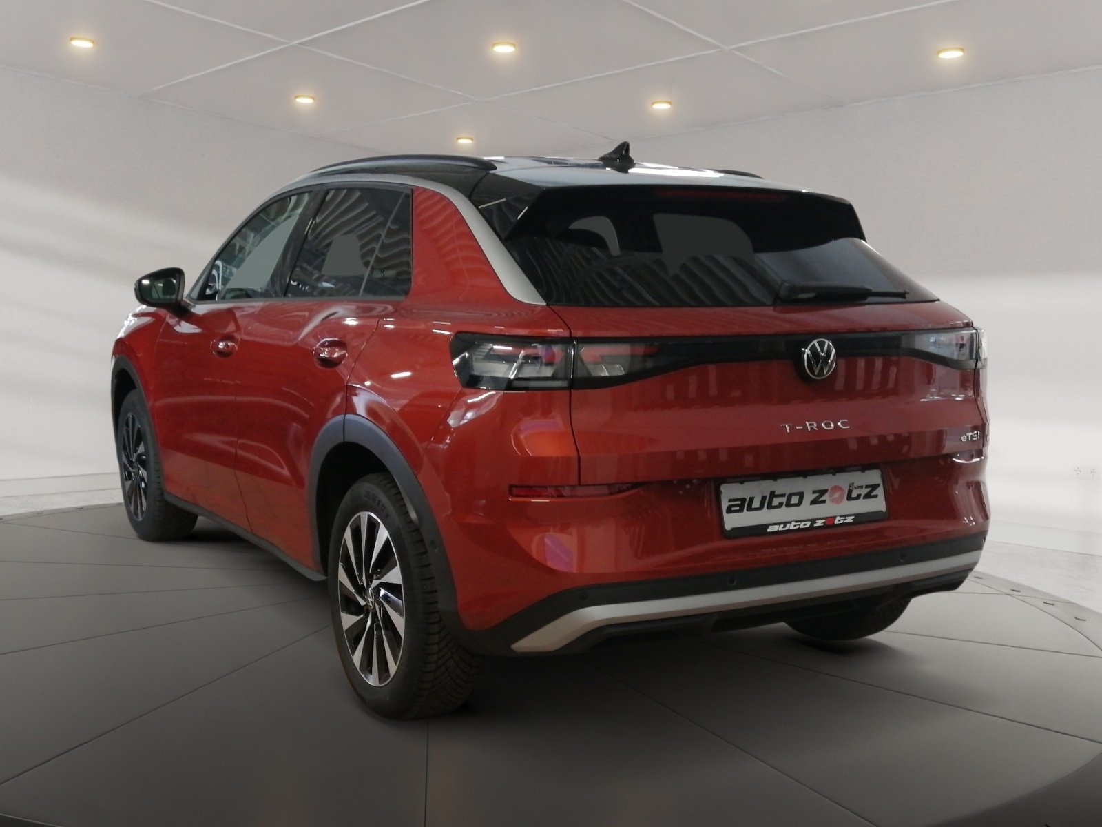 T-Roc Life 1.5 l eTSI OPF DSG Kam.,PDC,Virtual