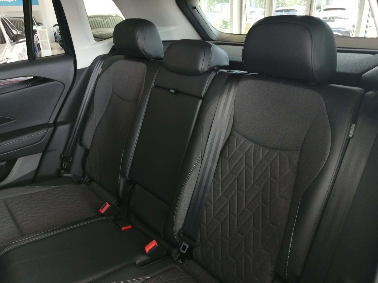Tiguan Life 1.5 l eTSI OPF DSG 360,Kam.,PDC,ACC