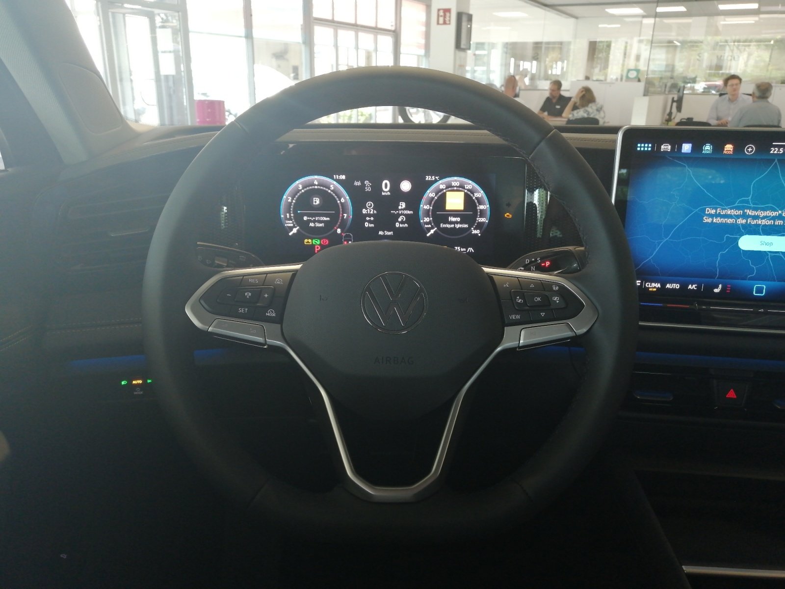 Tiguan Life 1.5 l eTSI OPF  DSG 360,Kam.,PDC,ACC
