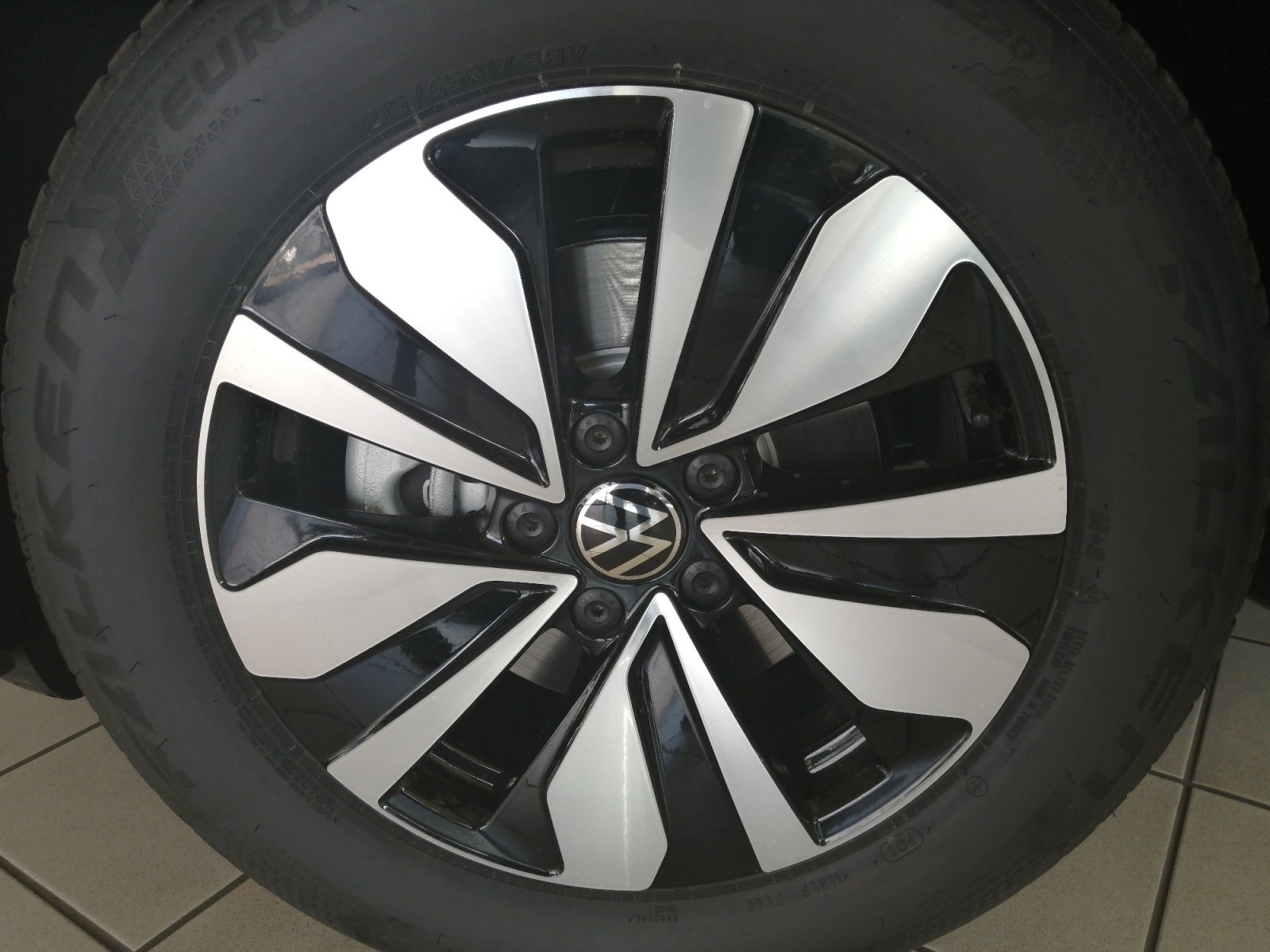 Tiguan Life 1.5 l eTSI OPF  DSG 360,Kam.,PDC,ACC
