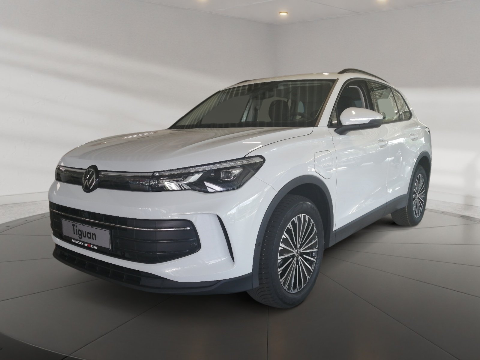 Tiguan III 1.5 l e Hybrid OPF DSG 360,Kam.,PDC