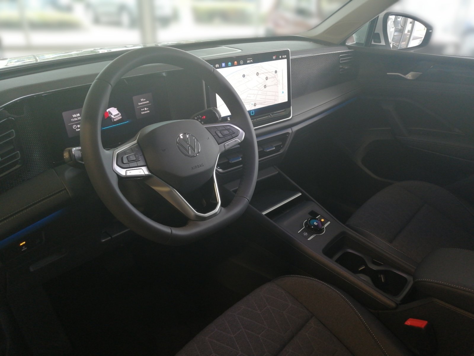 Tiguan III 1.5 l e Hybrid OPF DSG 360,Kam.,PDC