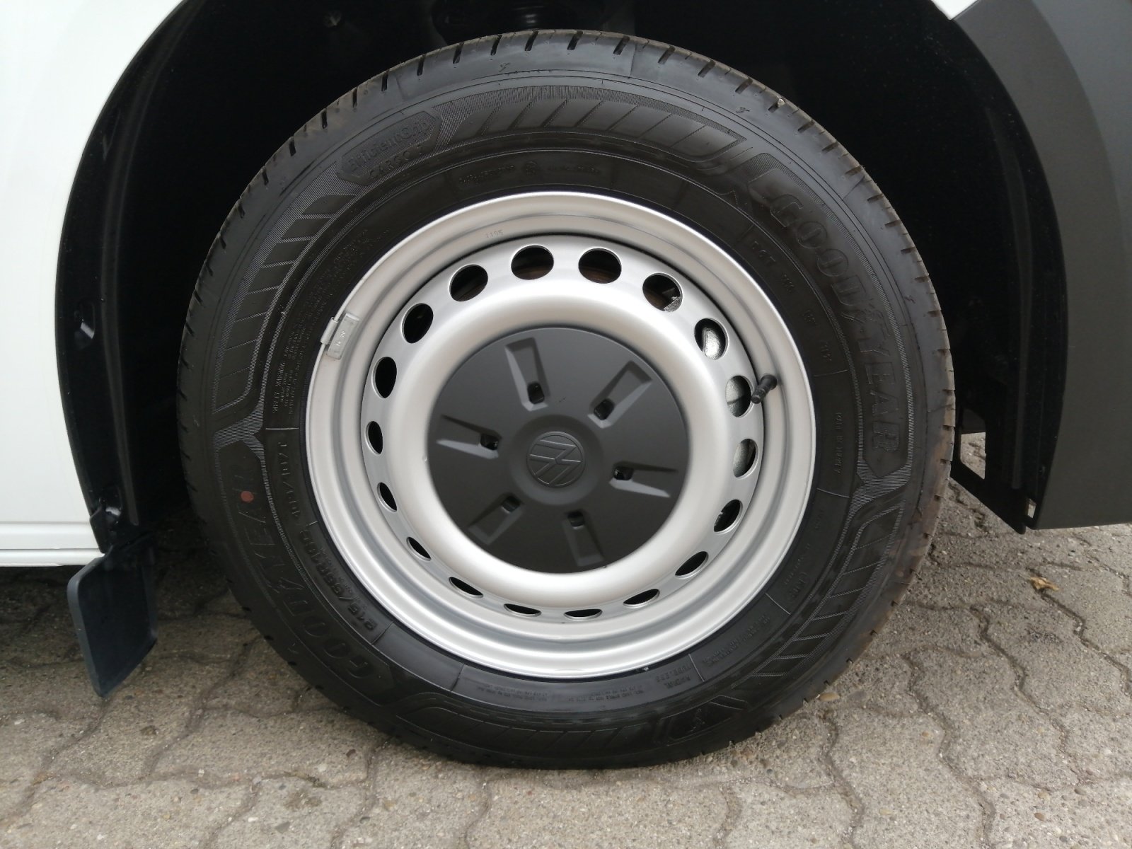 Transporter Pritsche DOKA  LR 4WD AG8 4Motion