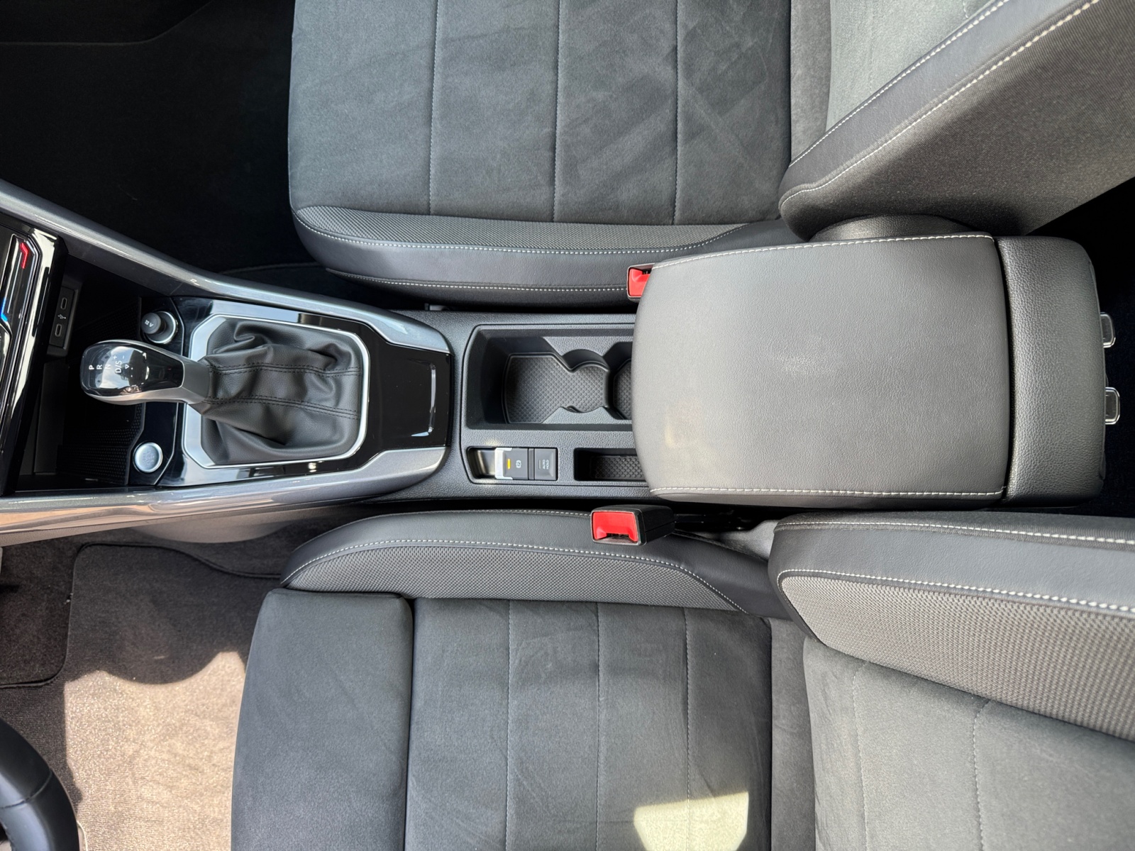T-Roc Style 1.5TSI DSG AHK IQ.Light Massage,PDC