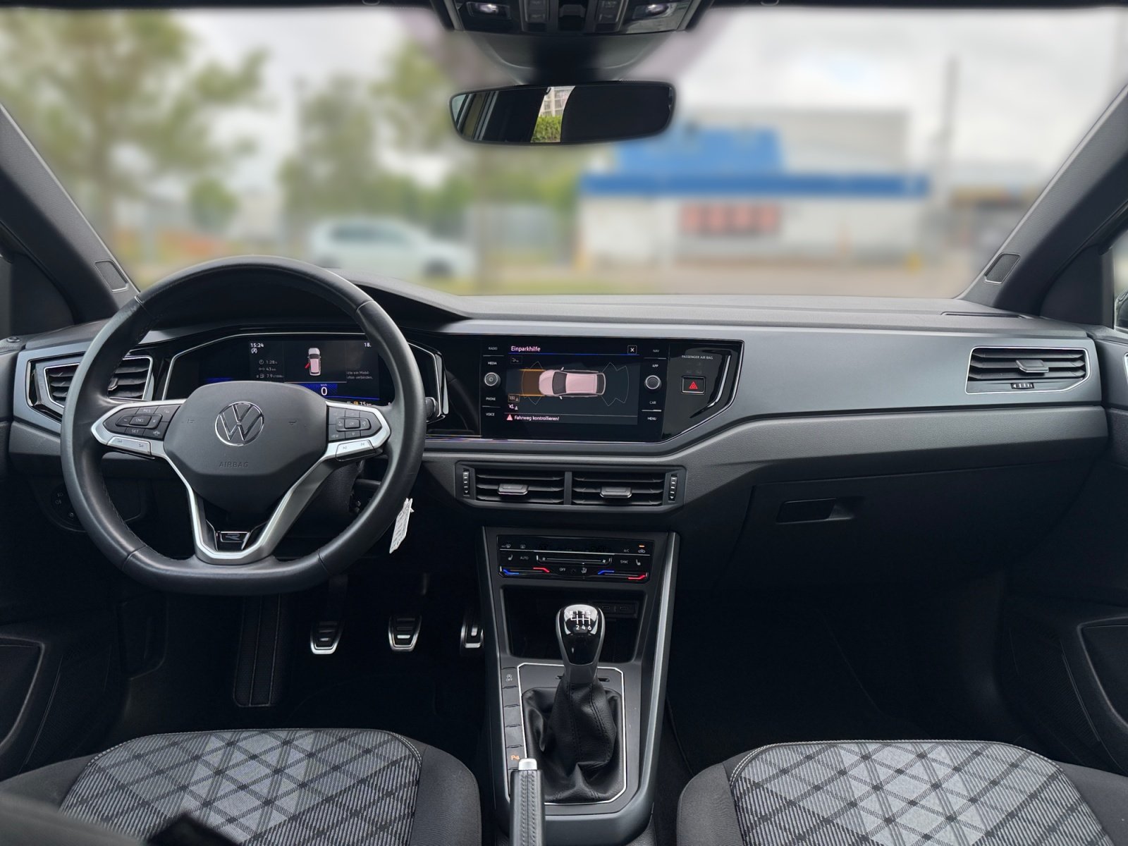 Taigo R-Line 1.0TSI Pano BlackStyle Kam.,PANO,SD