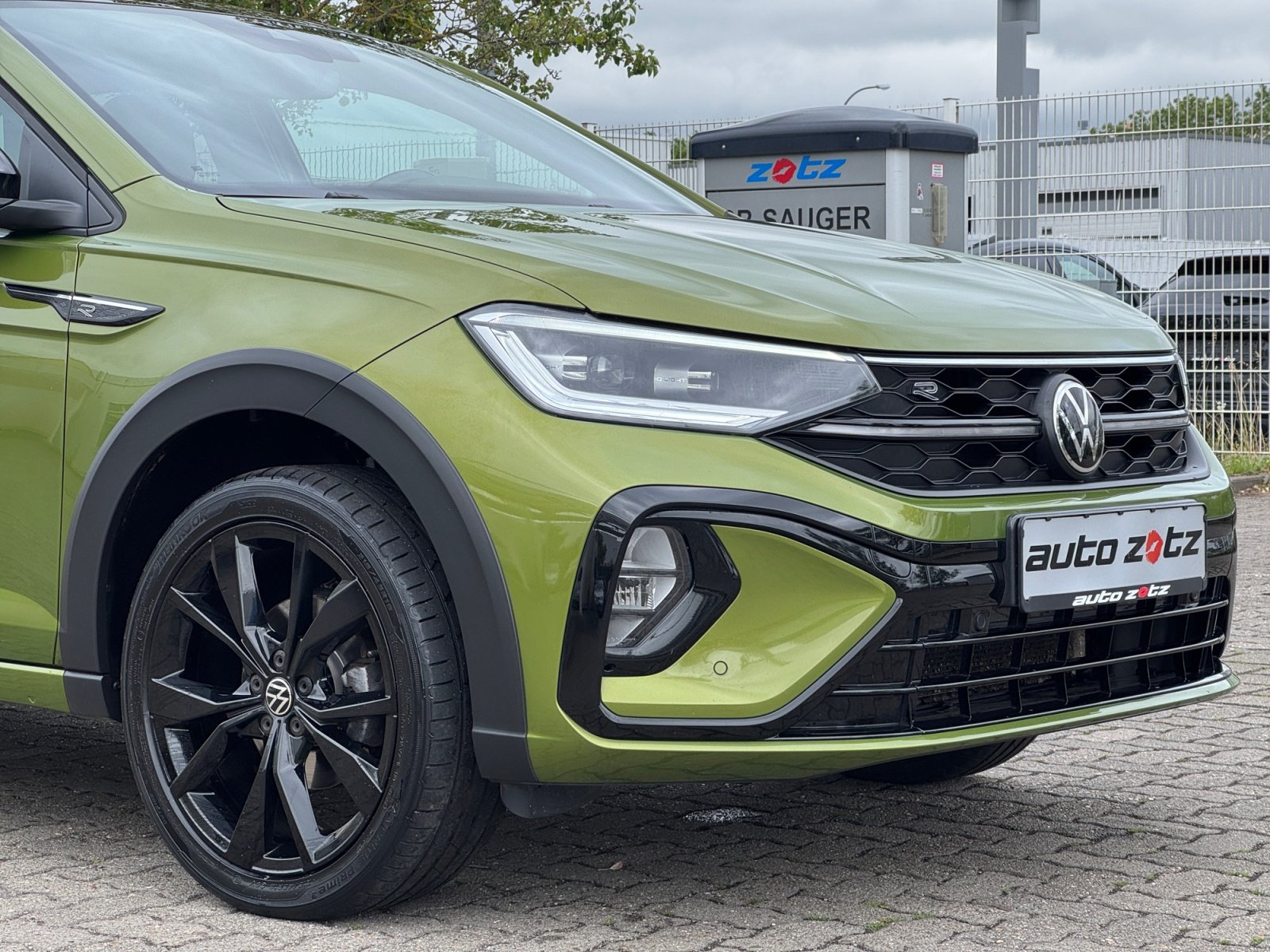 Taigo R-Line 1.0TSI Pano BlackStyle Kam.,PANO,SD