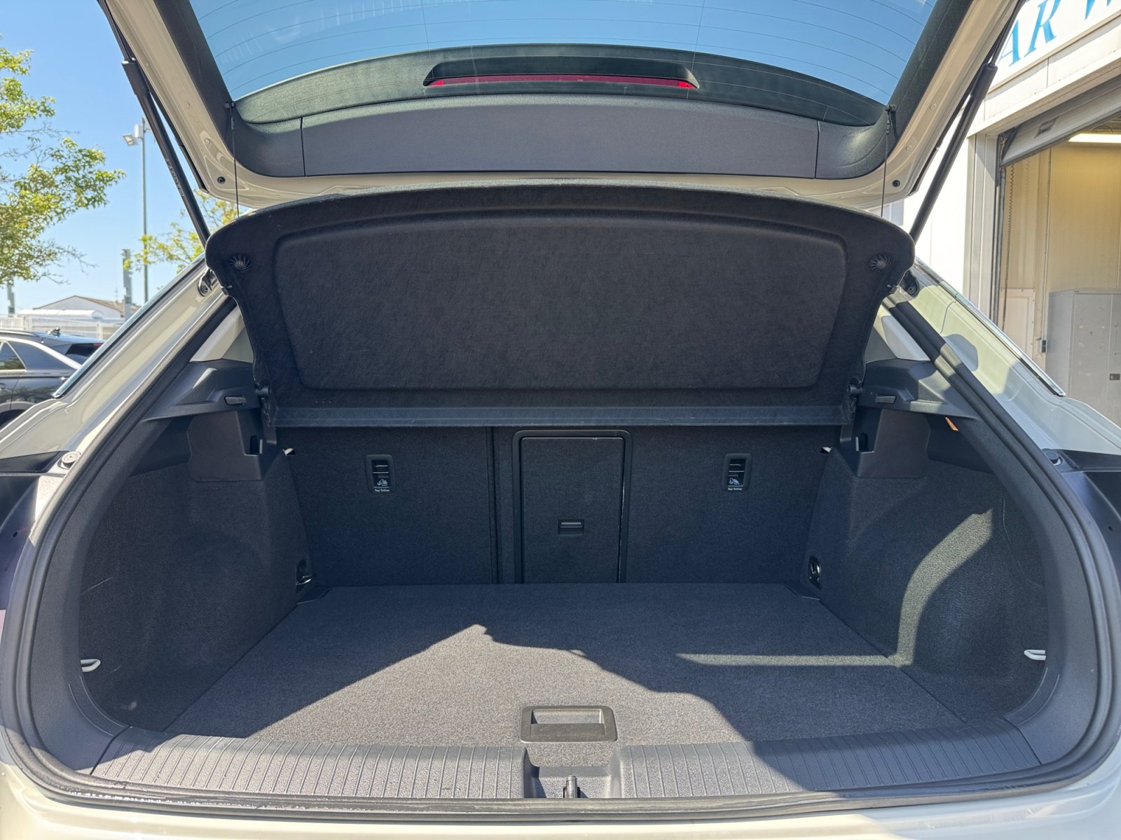 T-ROC Life 1.5 TSI DSG PDC,Virtual,AHK,LED,AUT