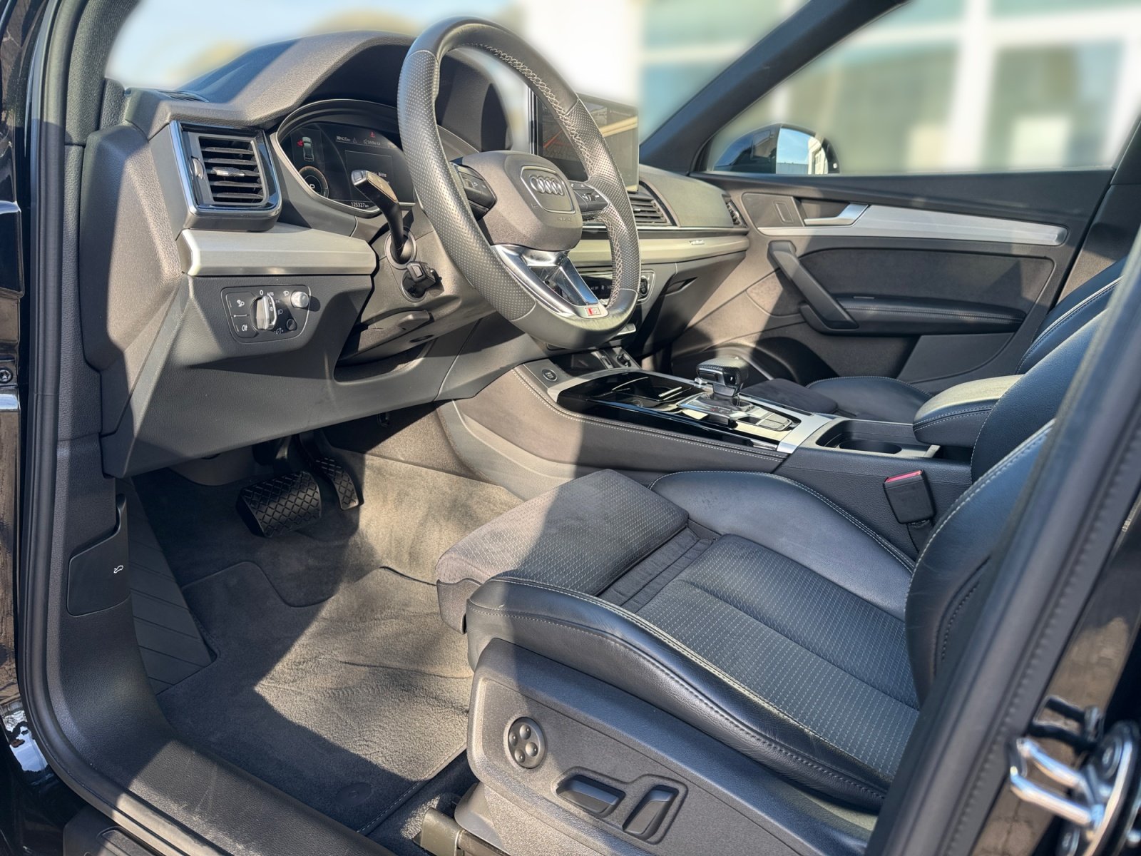 Q5 Sportback TFSI e S line S line 55 TFSI e quattro S tronic