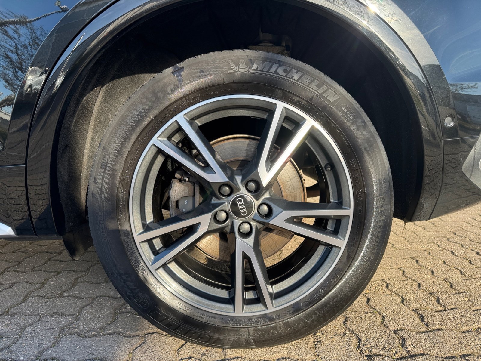 Q5 Sportback TFSI e S line S line 55 TFSI e quattro S tronic