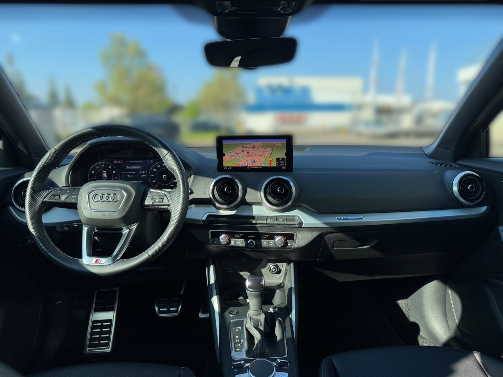 Q2 S line 35TFSI S tronic S Line,Kam.,PDC,ACC,LM