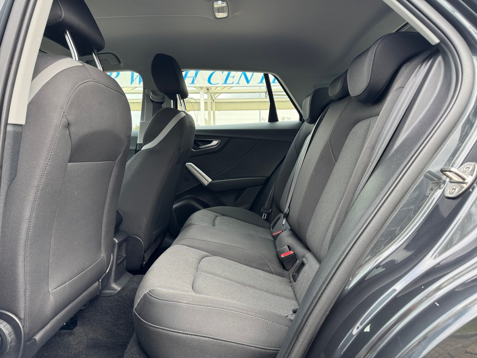 Q2 advanced 35TFSI S tronic Kam.,PDC,AHK,LED,Navi