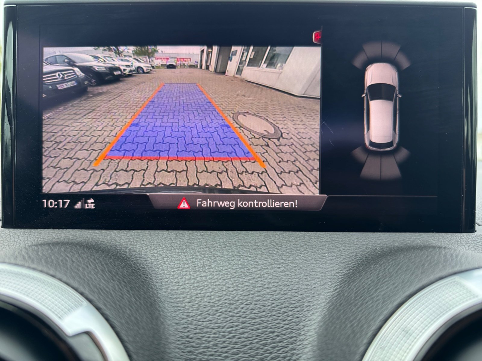 Q2 advanced 35TFSI S tronic Kam.,PDC,AHK,LED,Navi