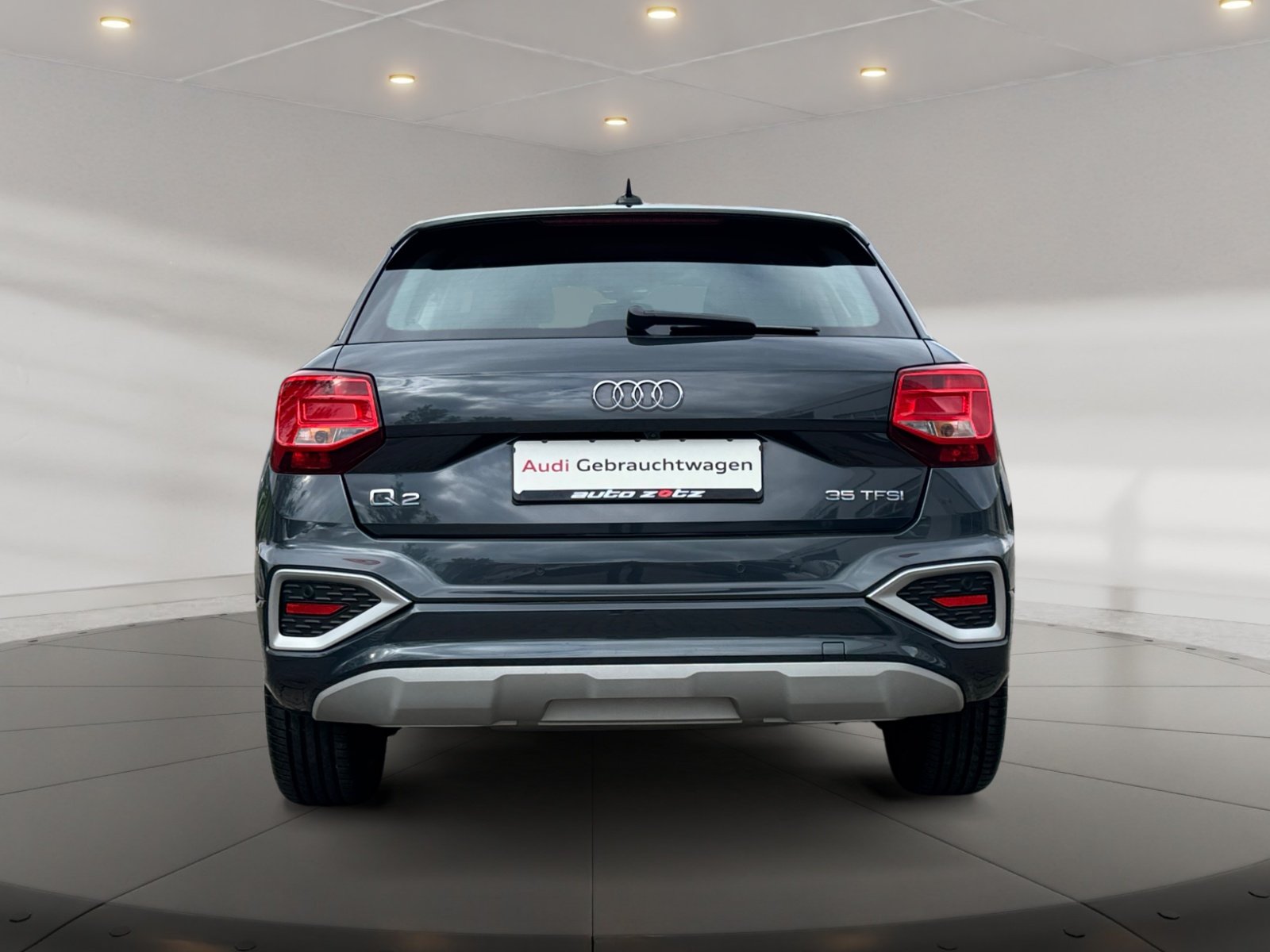 Q2 advanced 35TFSI S tronic Kam.,PDC,AHK,LED,Navi