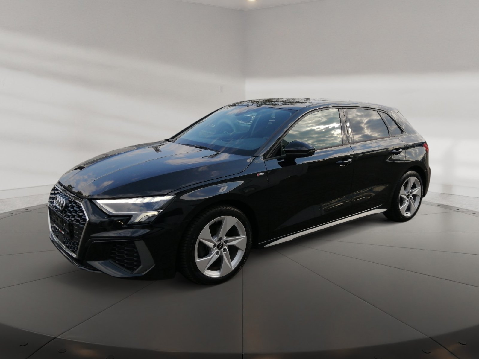 A3 Sportback S line 30 TDI S tronic S Line,HUD