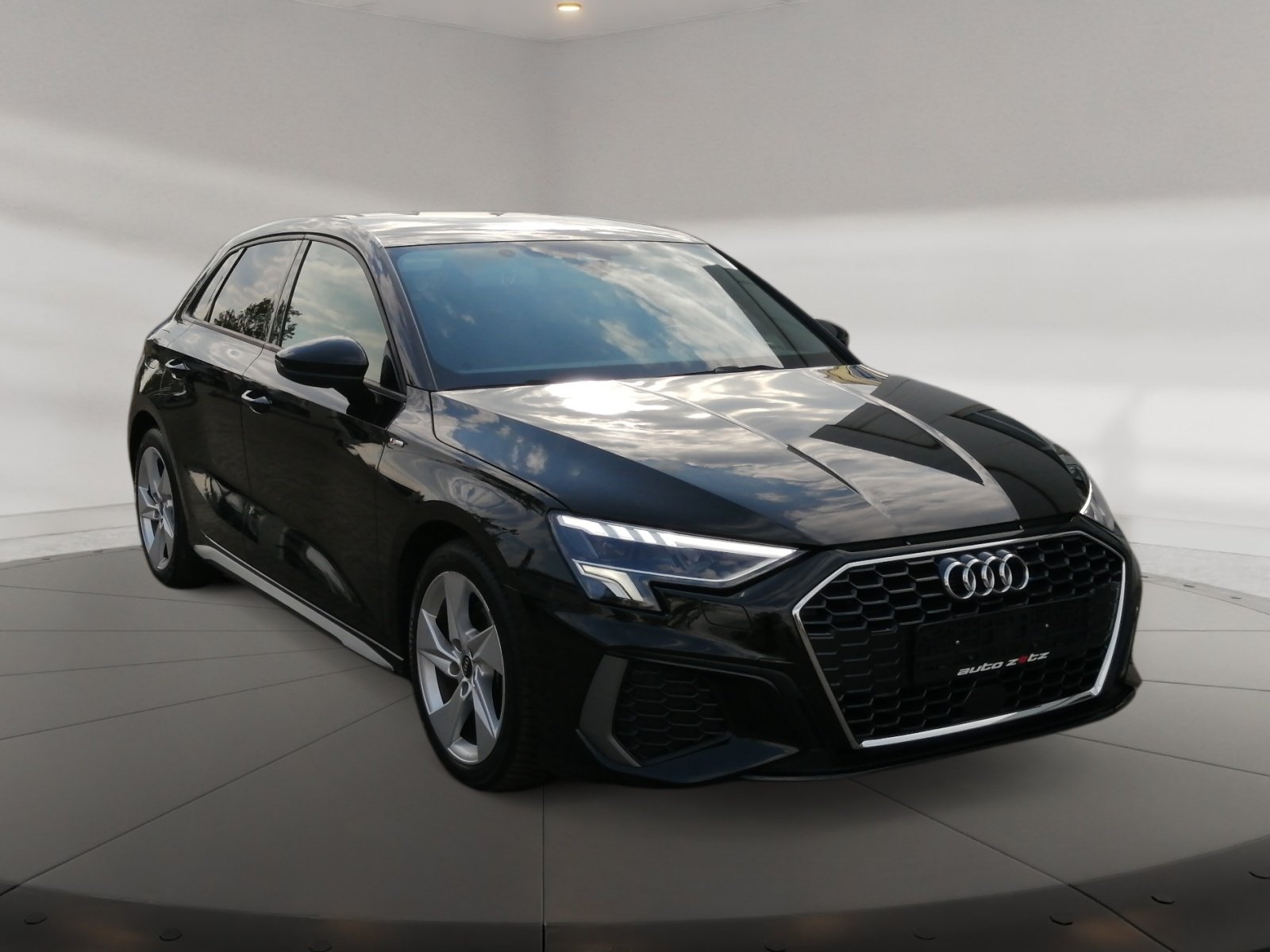A3 Sportback S line 30 TDI S tronic S Line,HUD